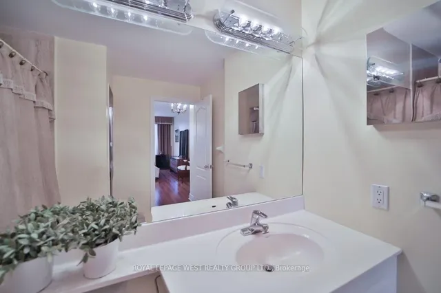 Additional property image - 2 Aberfoyle Cres Unit 509