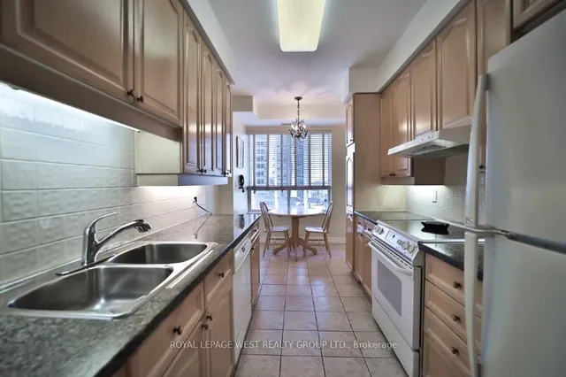 Additional property image - 2 Aberfoyle Cres Unit 509