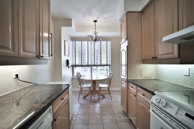 Additional property image - 2 Aberfoyle Cres Unit 509