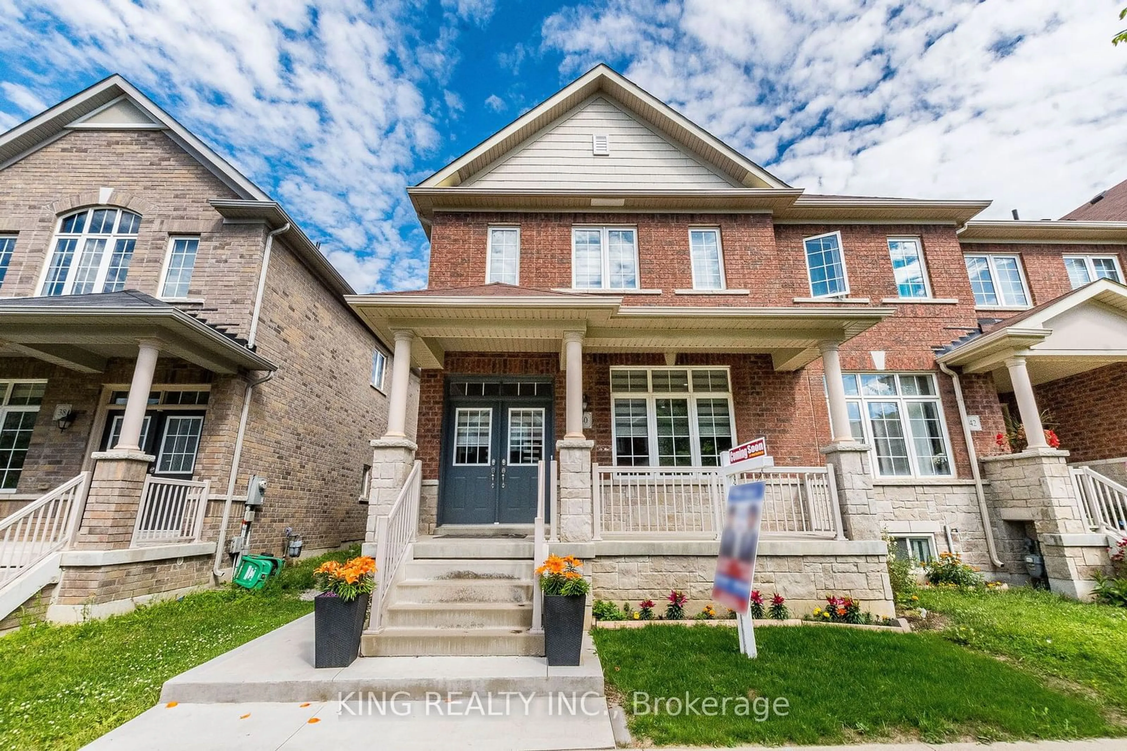 Home with brick exterior material for 40 Saint Dennis Rd, Brampton Ontario L6R 3W7