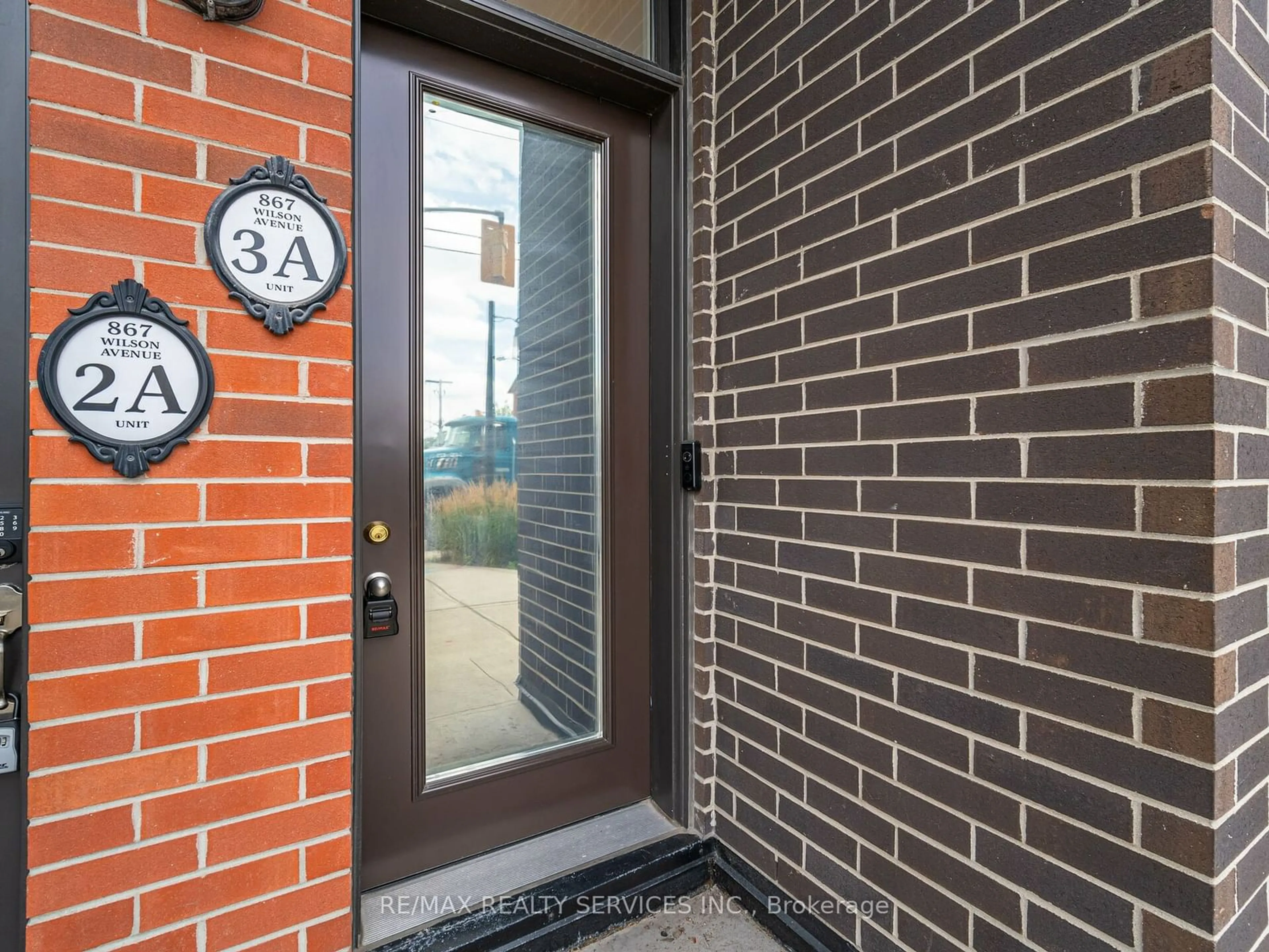 Home with brick exterior material for 867 Wilson Ave #3A, Toronto Ontario M3K 1E6