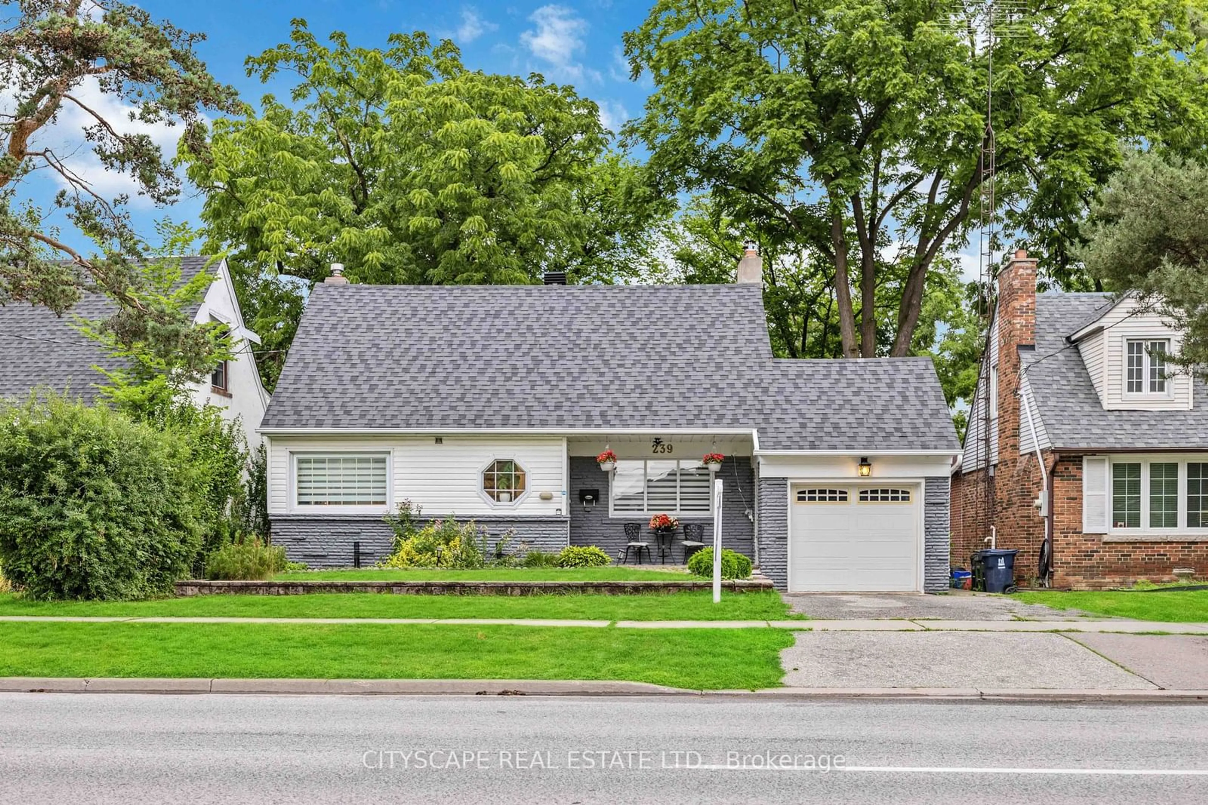 Frontside or backside of a home for 239 Burnhamthorpe Rd, Toronto Ontario M9B 1Z2