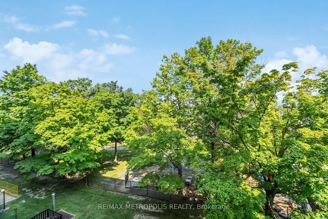 Additional property image - 15 London Green Crt Unit 509