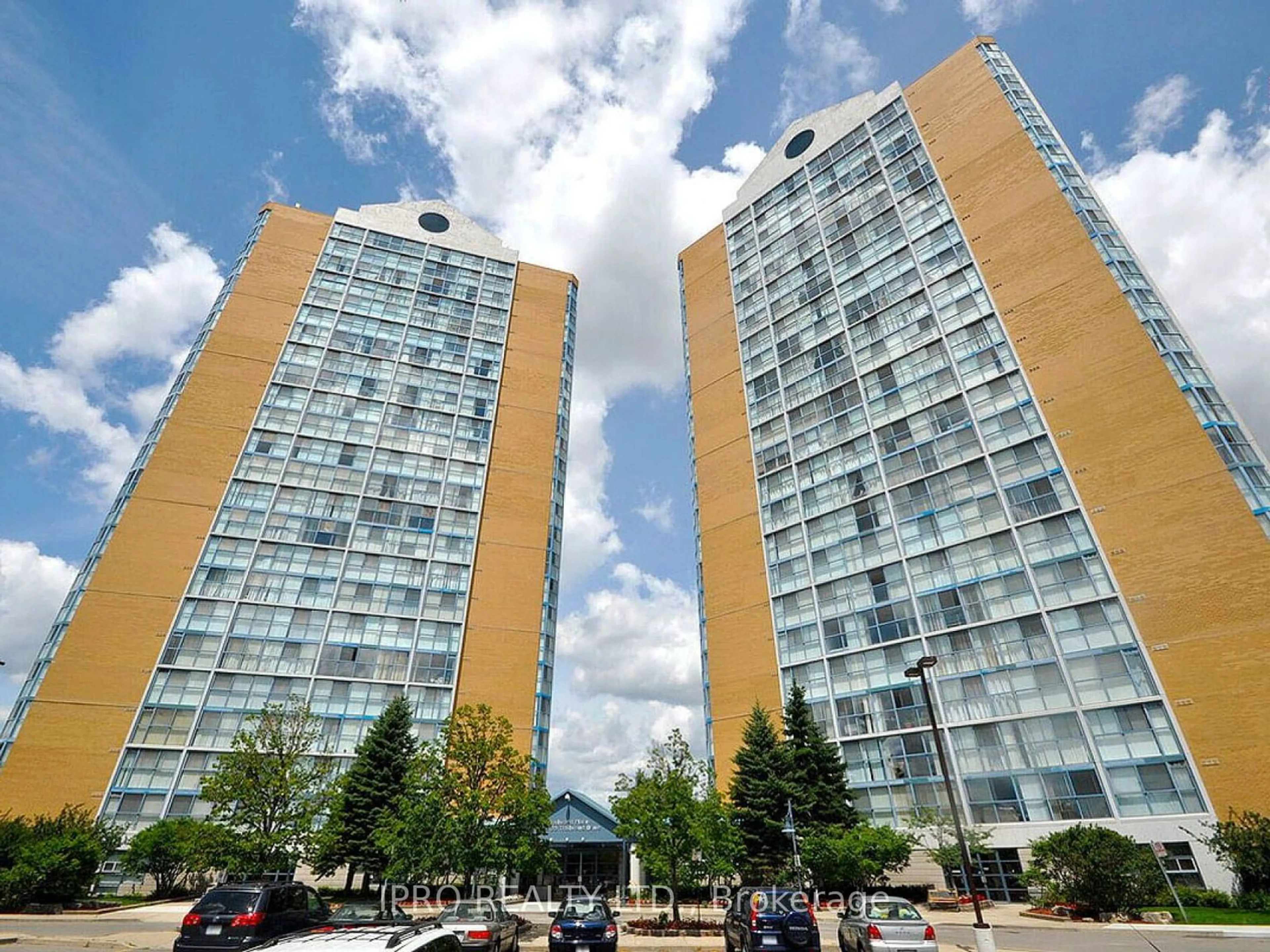 A pic from exterior of the house or condo for 25 Trailwood Dr #706, Mississauga Ontario L4Z 3K9