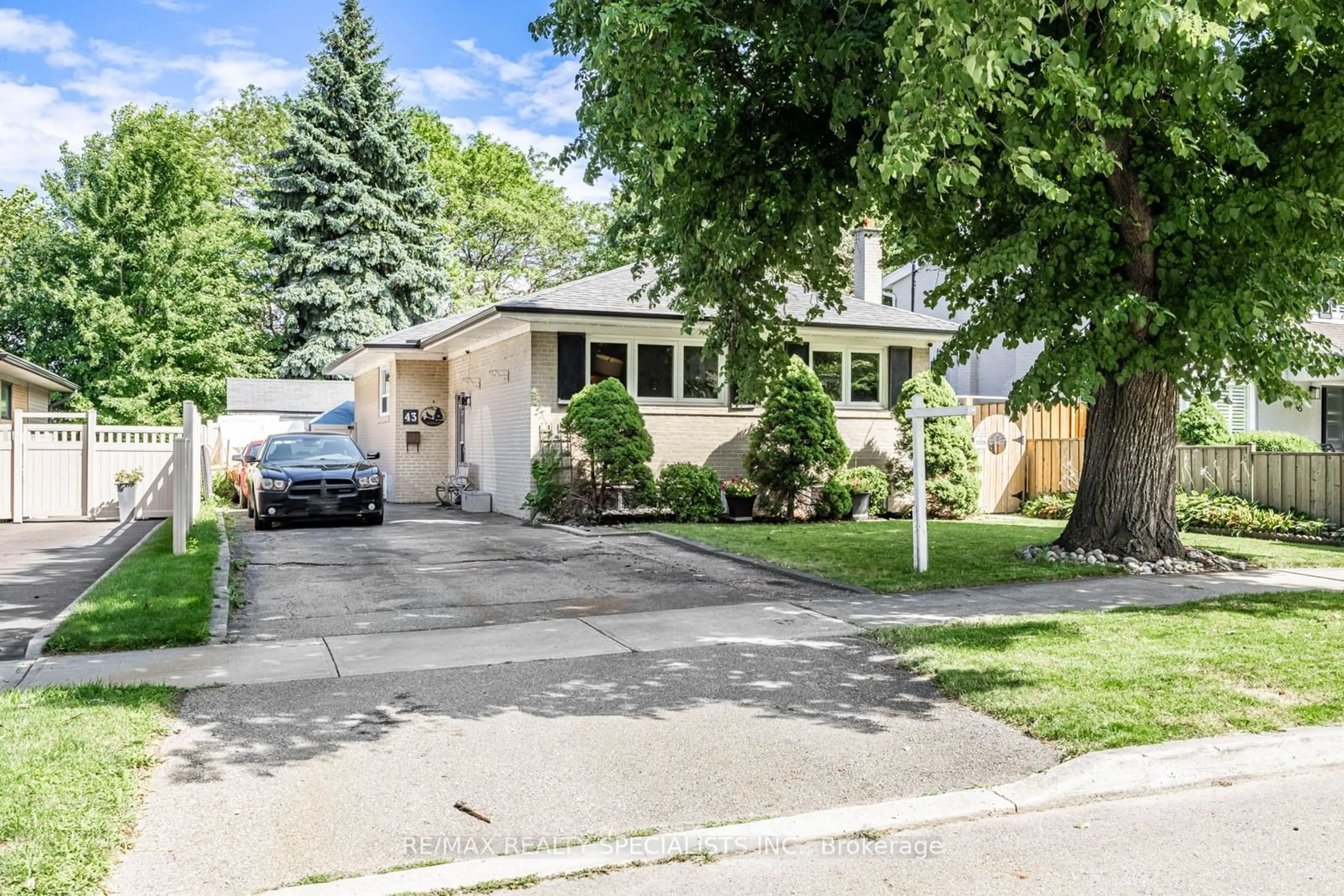 Frontside or backside of a home for 43 Ashfield Dr, Toronto Ontario M9C 4T7