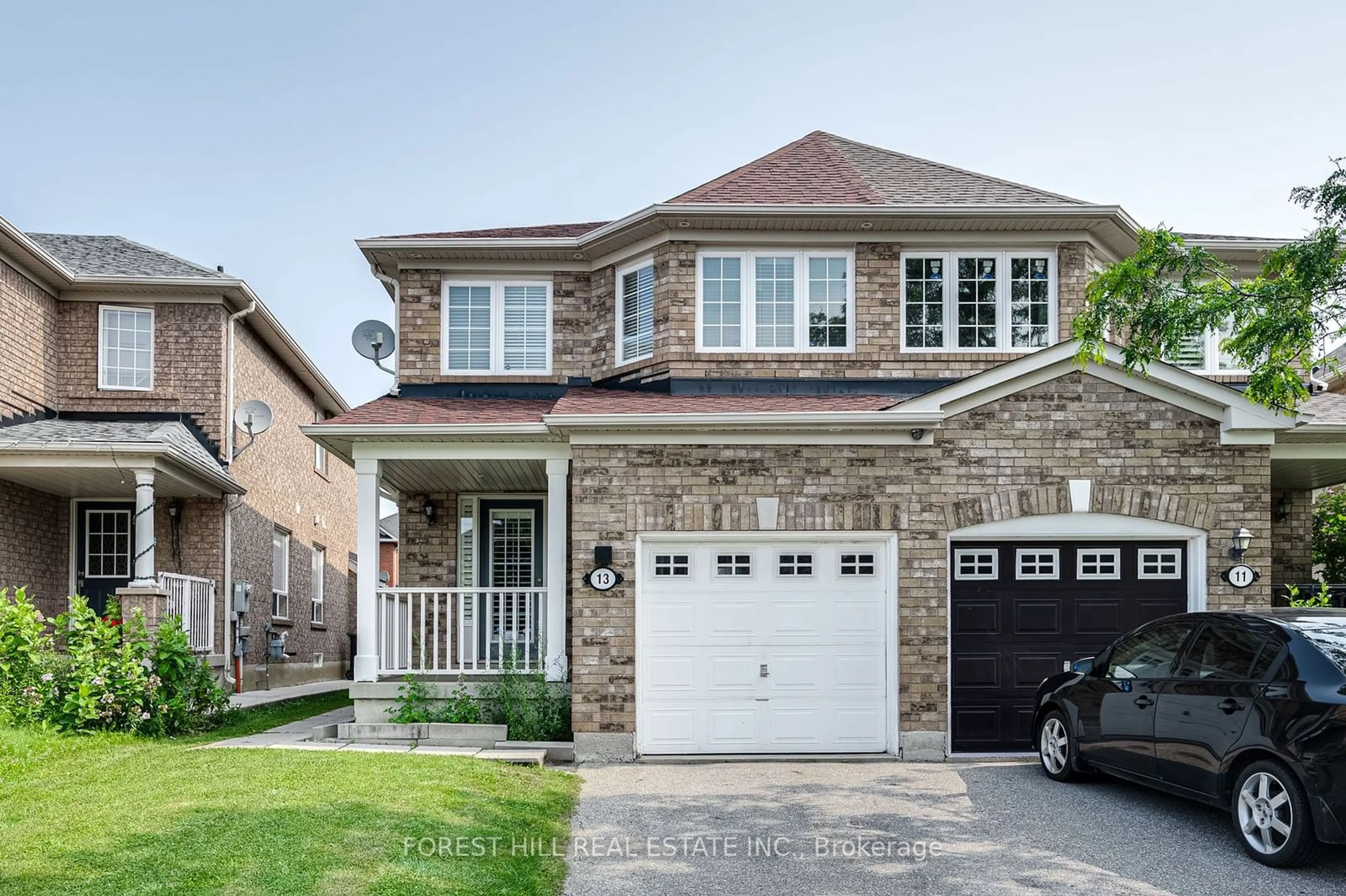 Home with brick exterior material for 13 Eastway St, Brampton Ontario L6S 6L5