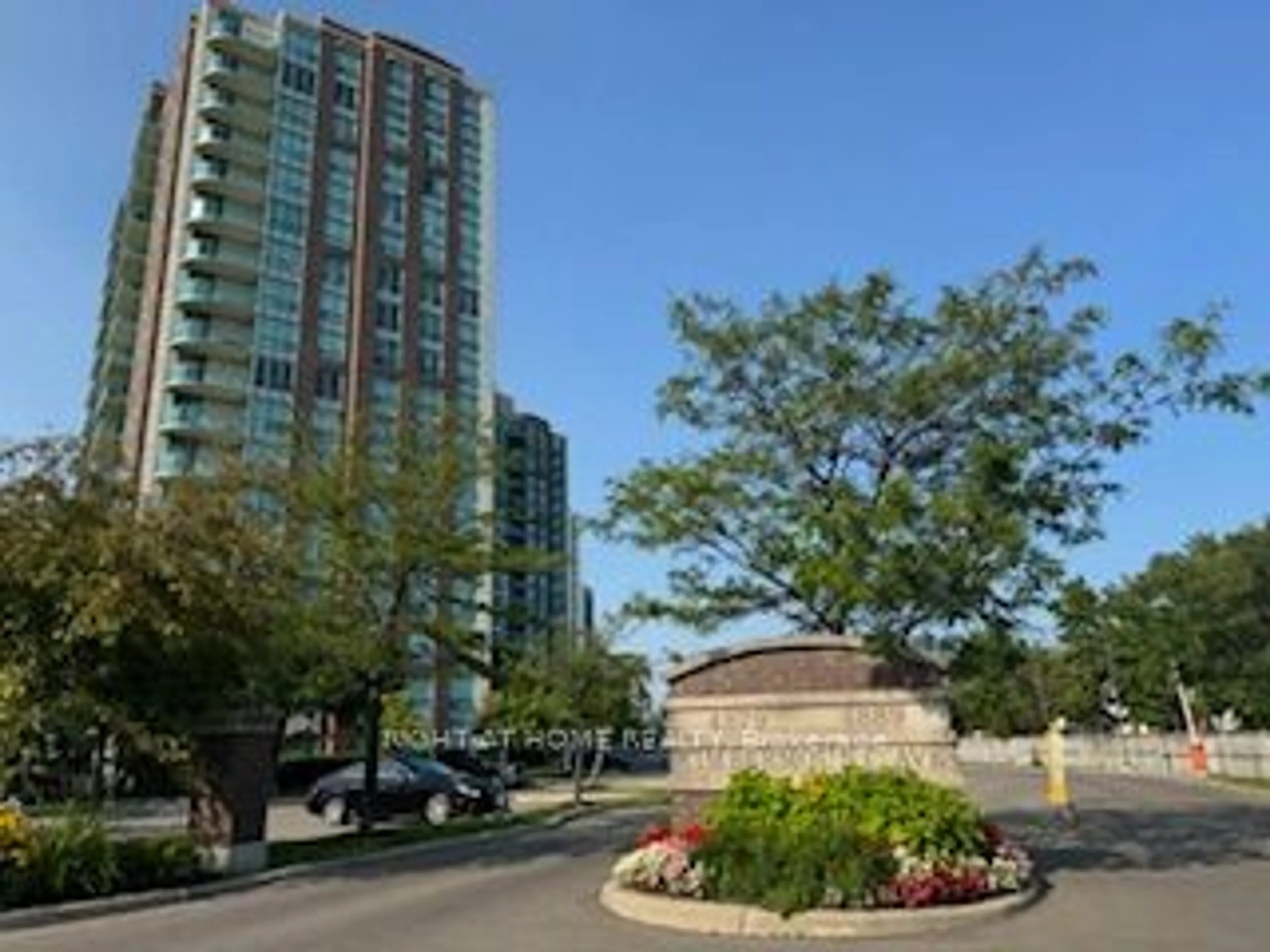 A pic from exterior of the house or condo for 4889 Kimbermount Ave #1402, Mississauga Ontario L5M 7R9