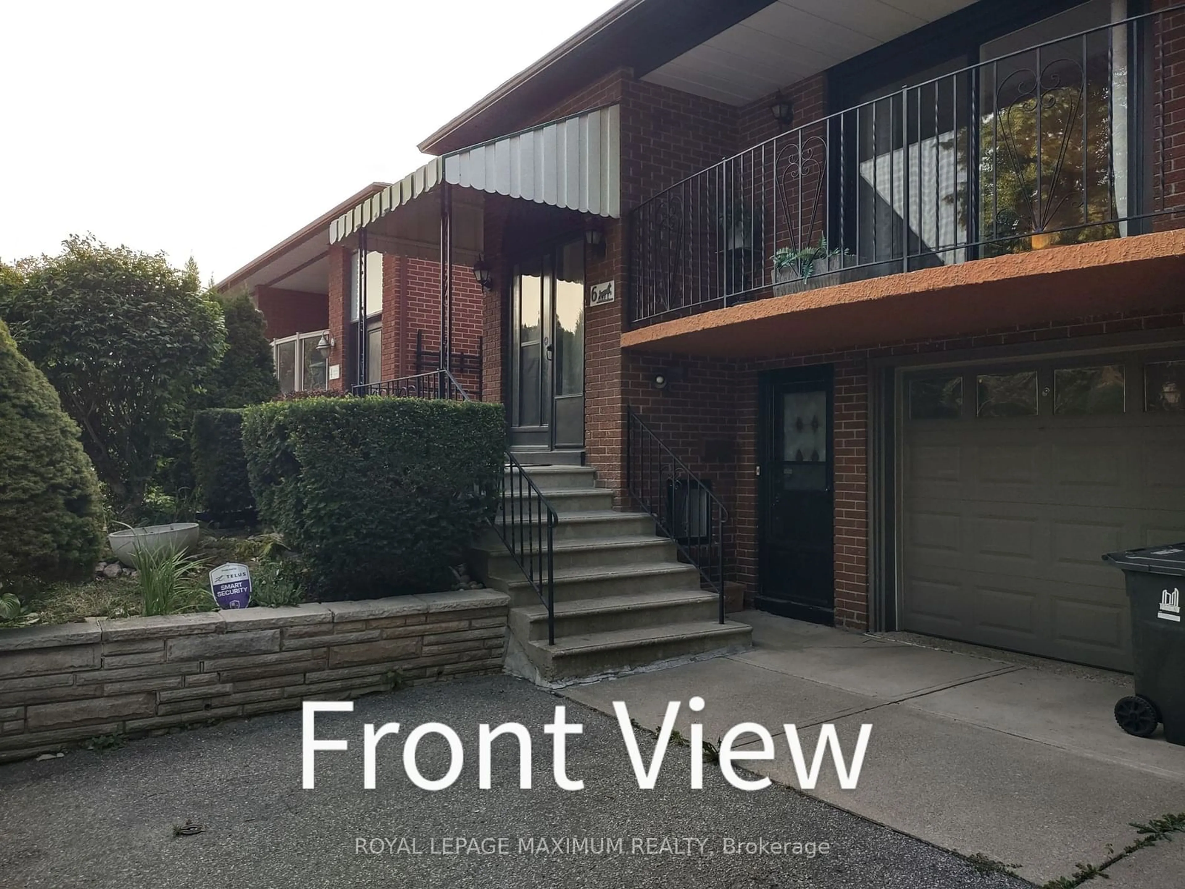 Frontside or backside of a home for 6 Romanway Cres, Toronto Ontario M9N 3S3
