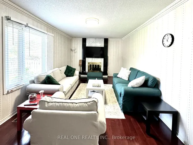 Additional property image - 403 Glenashton Dr