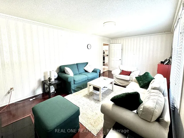 Additional property image - 403 Glenashton Dr