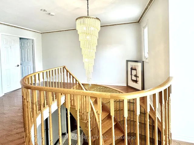 Additional property image - 403 Glenashton Dr