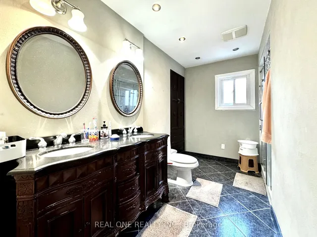 Additional property image - 403 Glenashton Dr