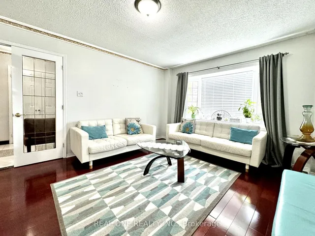 Additional property image - 403 Glenashton Dr
