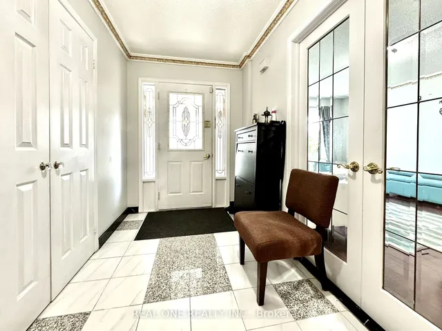 Additional property image - 403 Glenashton Dr