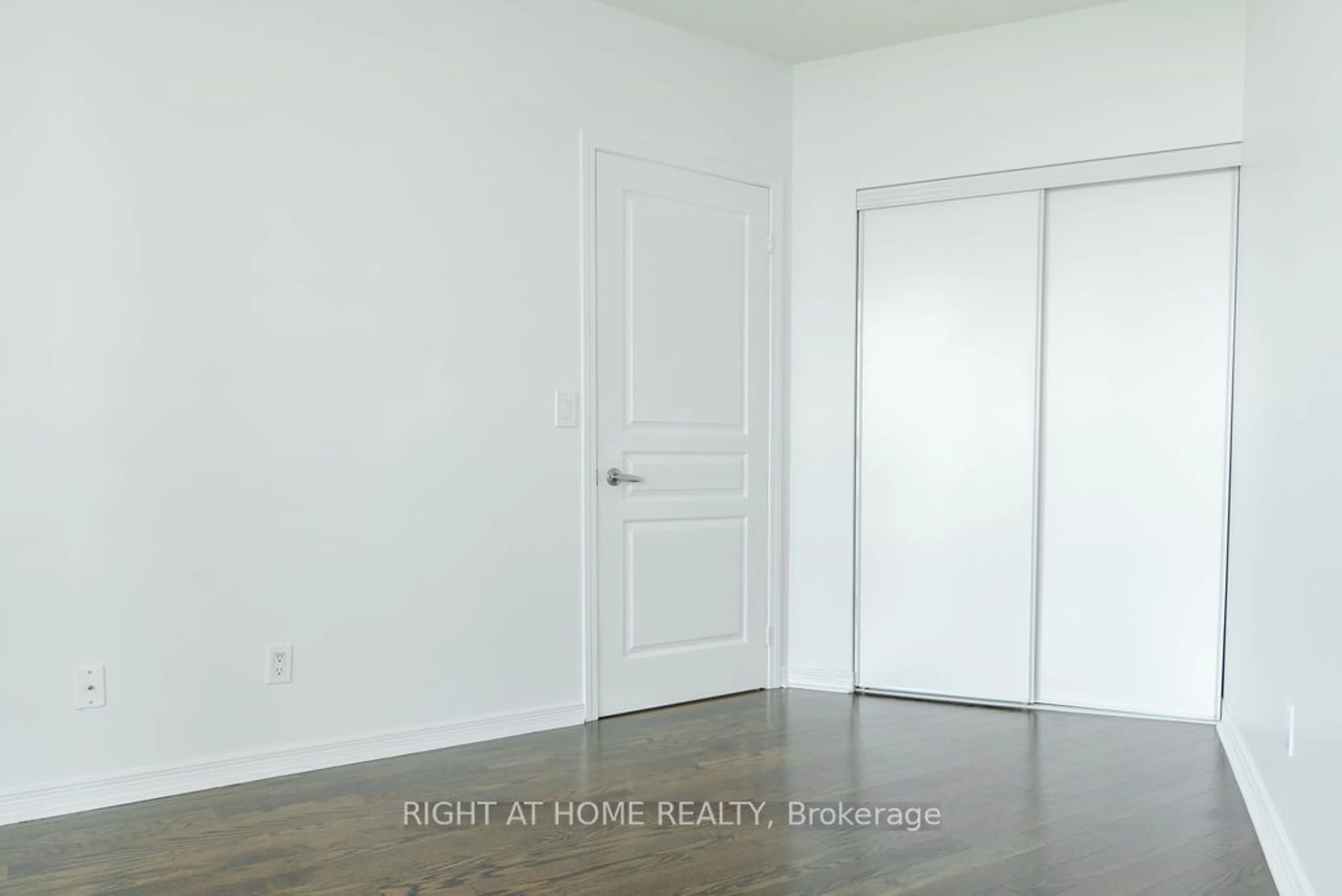 A pic of a room for 15 Legion Rd #1507, Toronto Ontario M8V 0A9