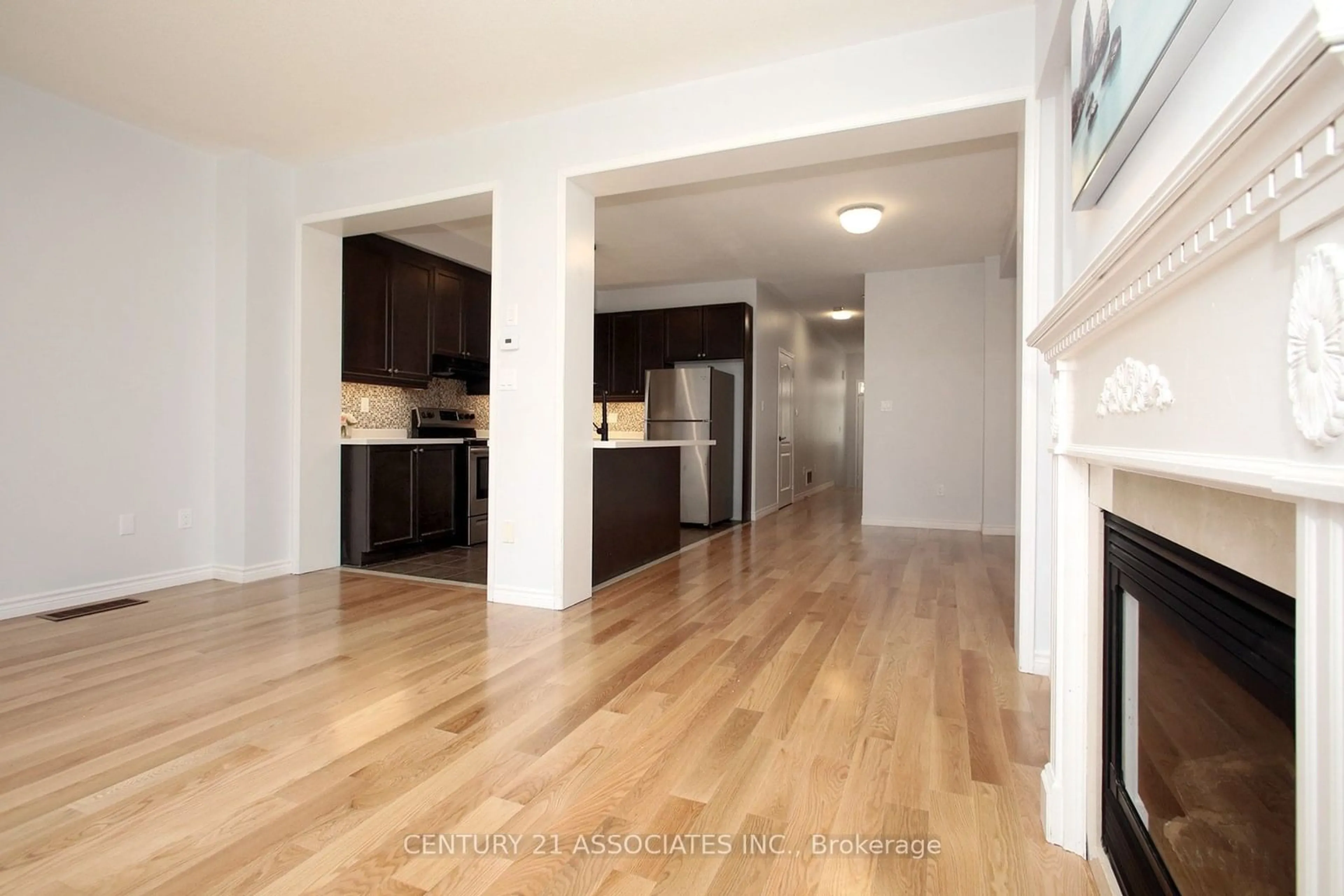 Indoor entryway for 2350 Stone Glen Cres, Oakville Ontario L6M 0C7