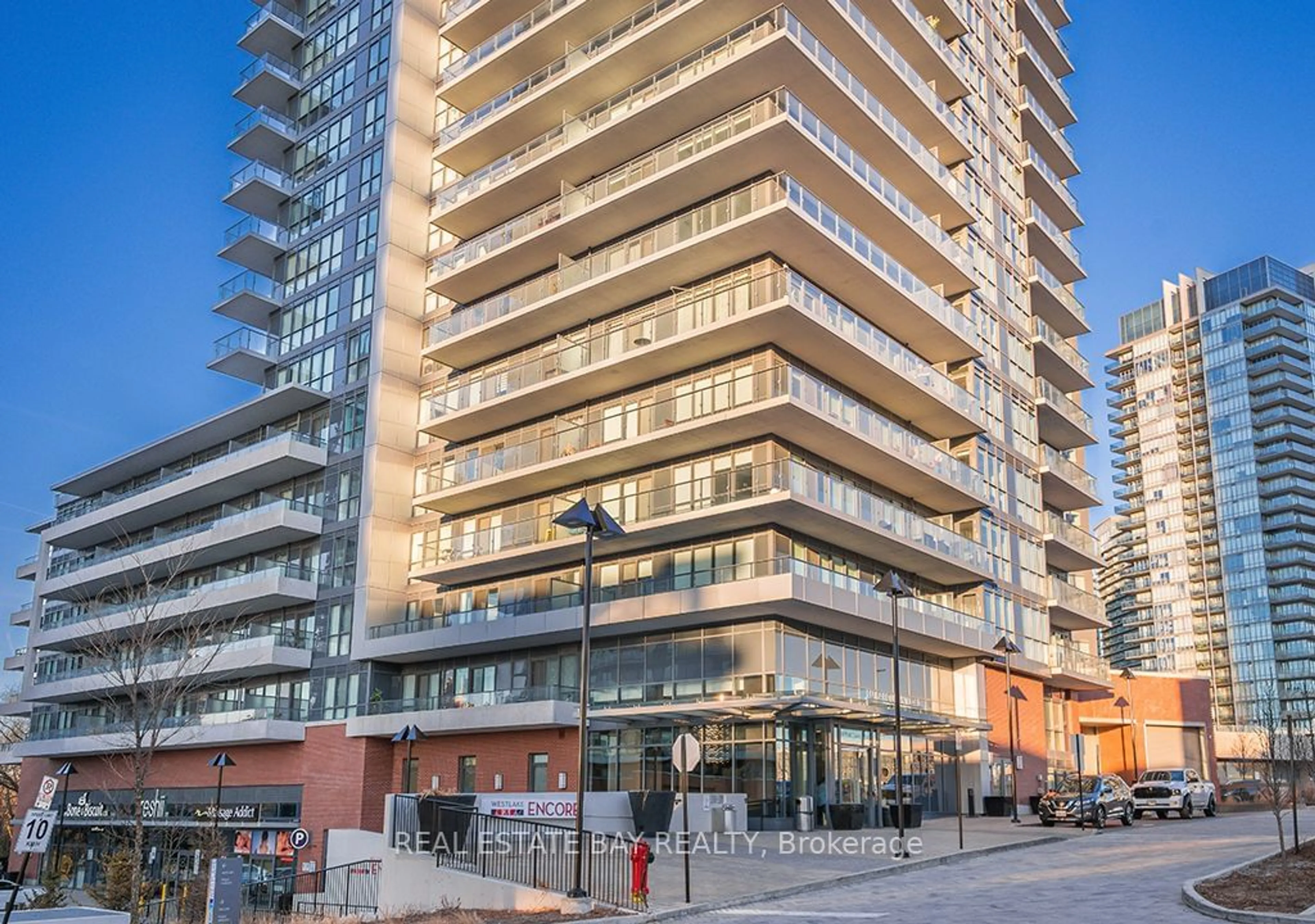 A pic from exterior of the house or condo for 10 Park Lawn Rd #1408, Toronto Ontario M8Y 3H8