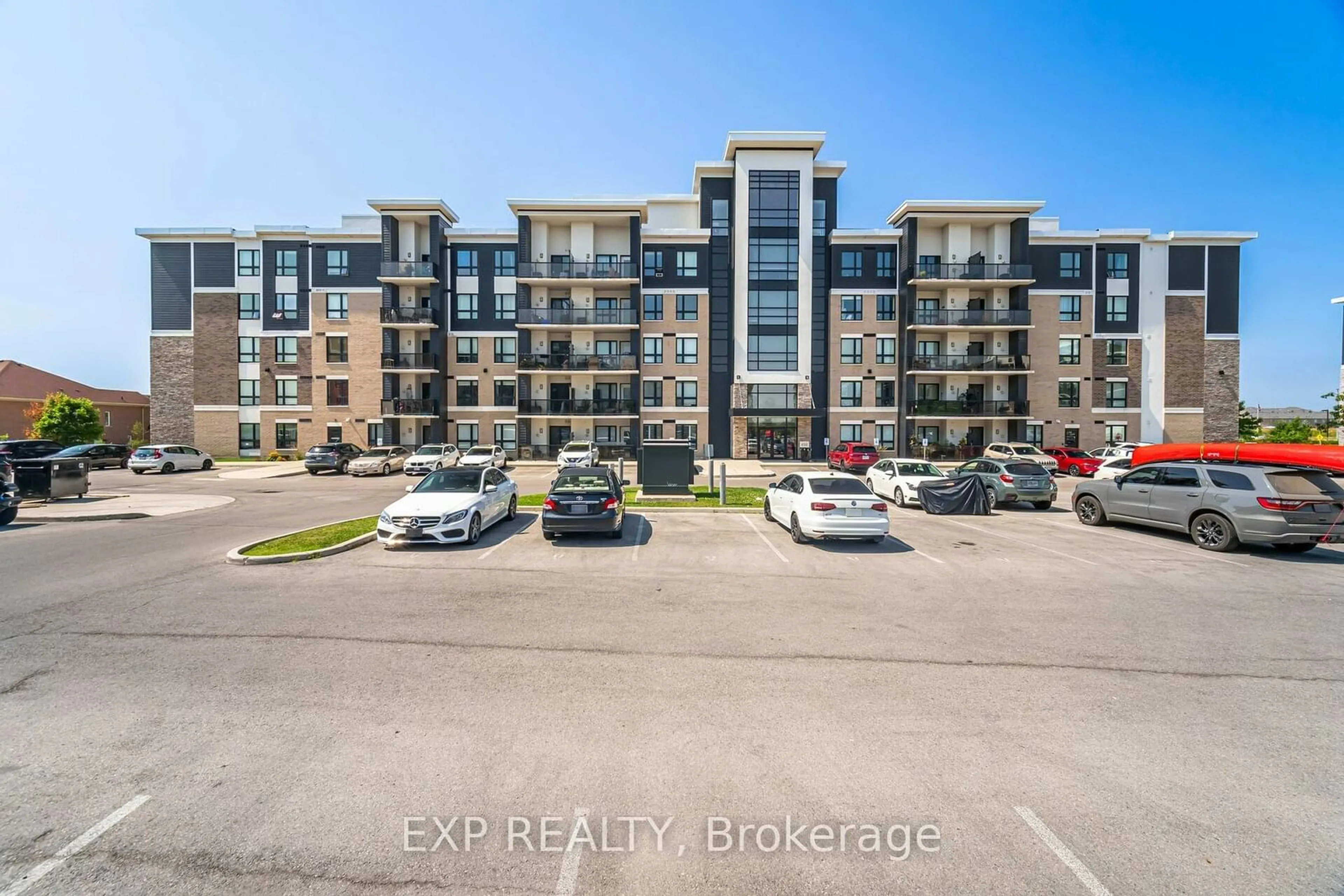 A pic from exterior of the house or condo for 650 Sauve St #110, Milton Ontario L9T 8M4