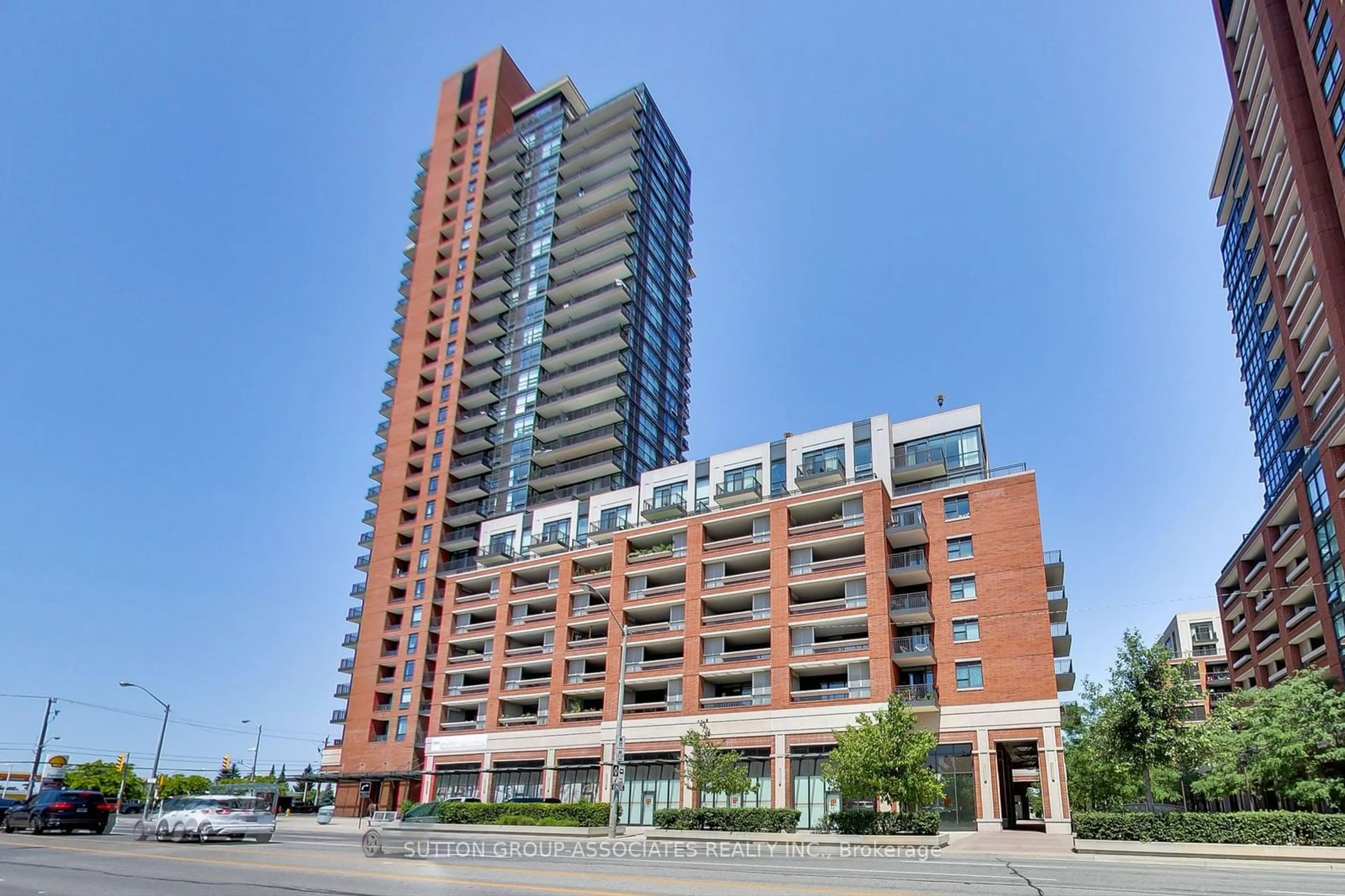 A pic from exterior of the house or condo for 830 Lawrence Ave #641, Toronto Ontario M6A 0A2
