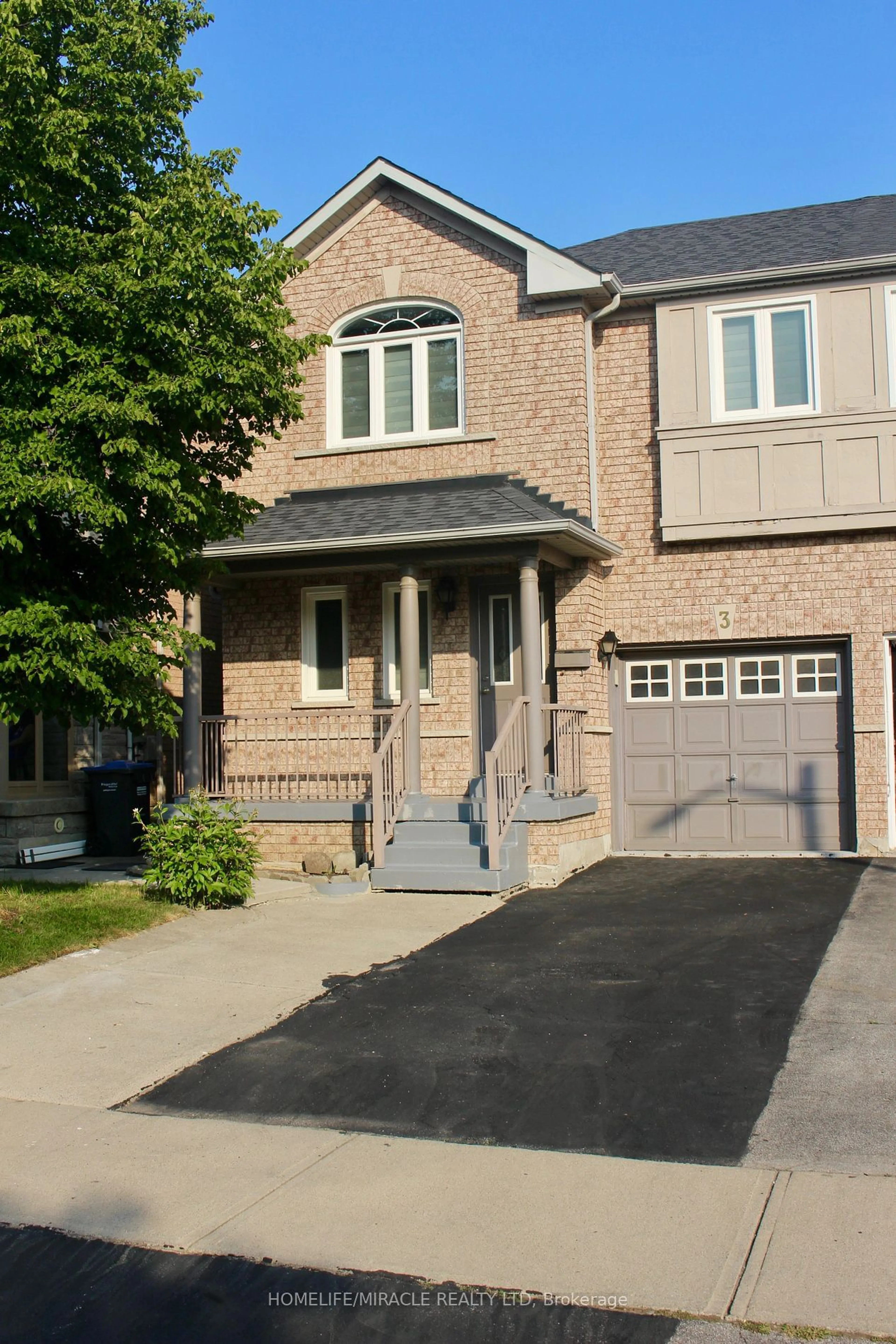 A pic from exterior of the house or condo for 3 Canoe Glide Lane, Brampton Ontario L6R 2A8