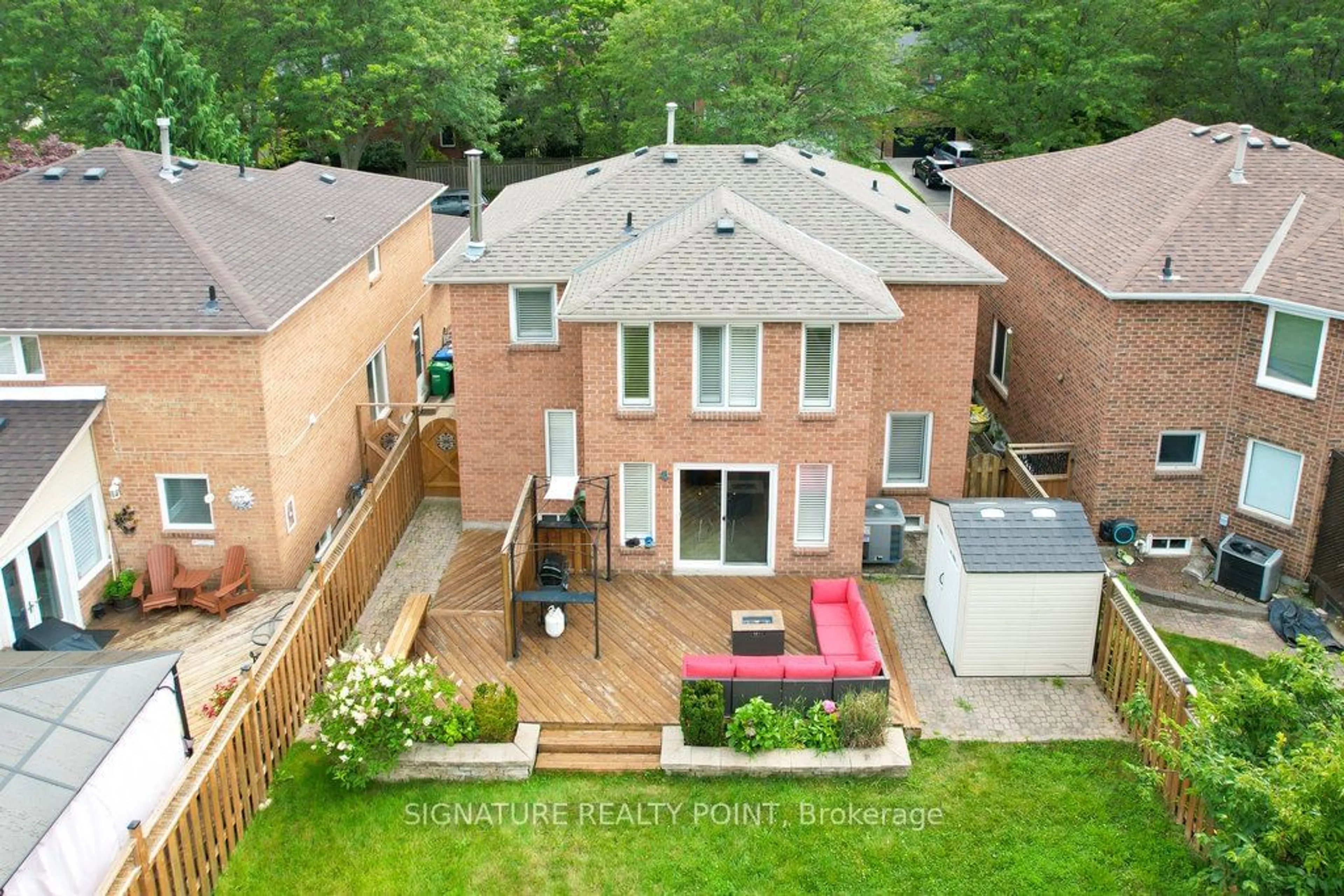 Frontside or backside of a home for 3246 Dolson Crt, Mississauga Ontario L5L 4K4