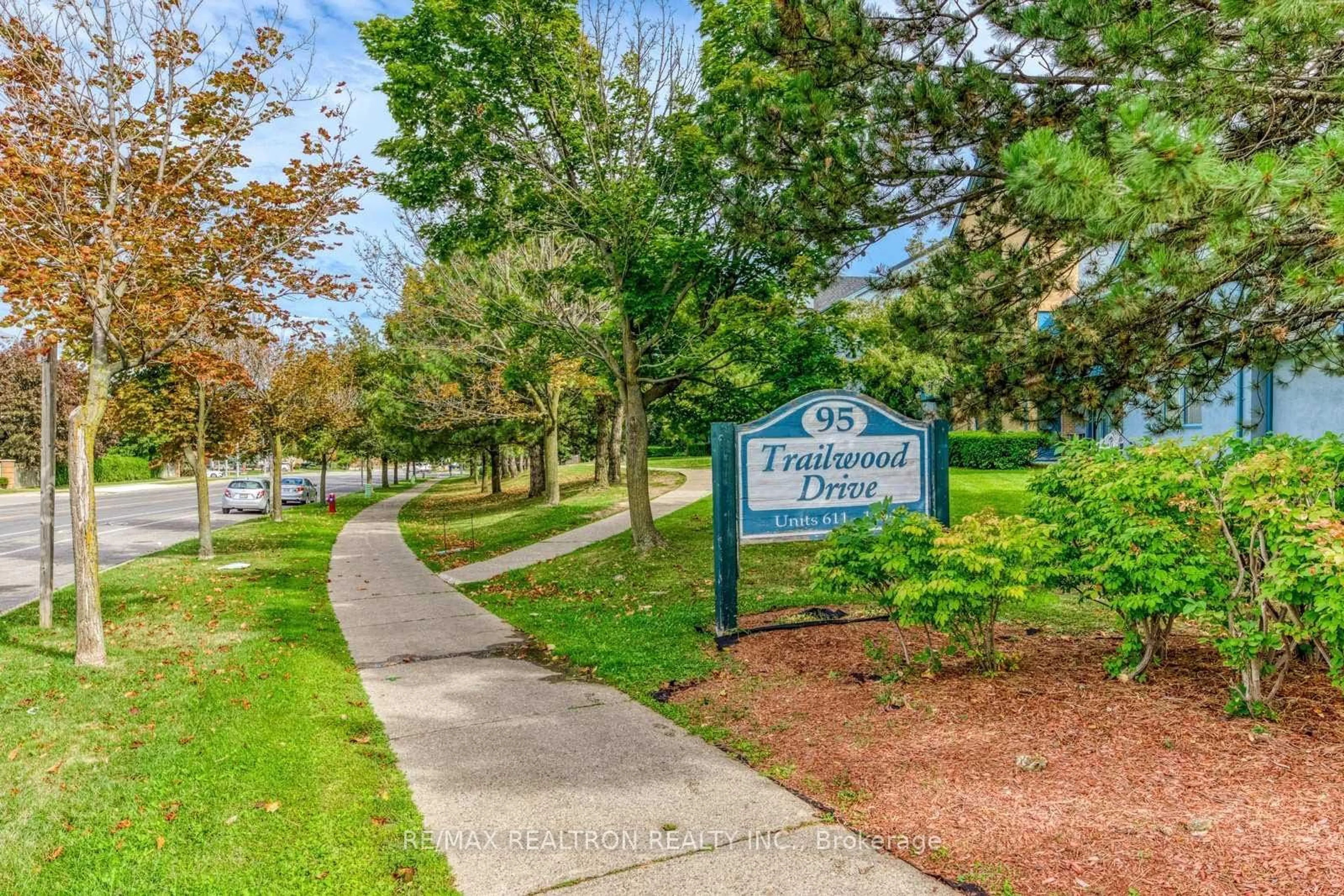 Lakeview for 95 Trailwood Dr #822, Mississauga Ontario L4Z 3L2