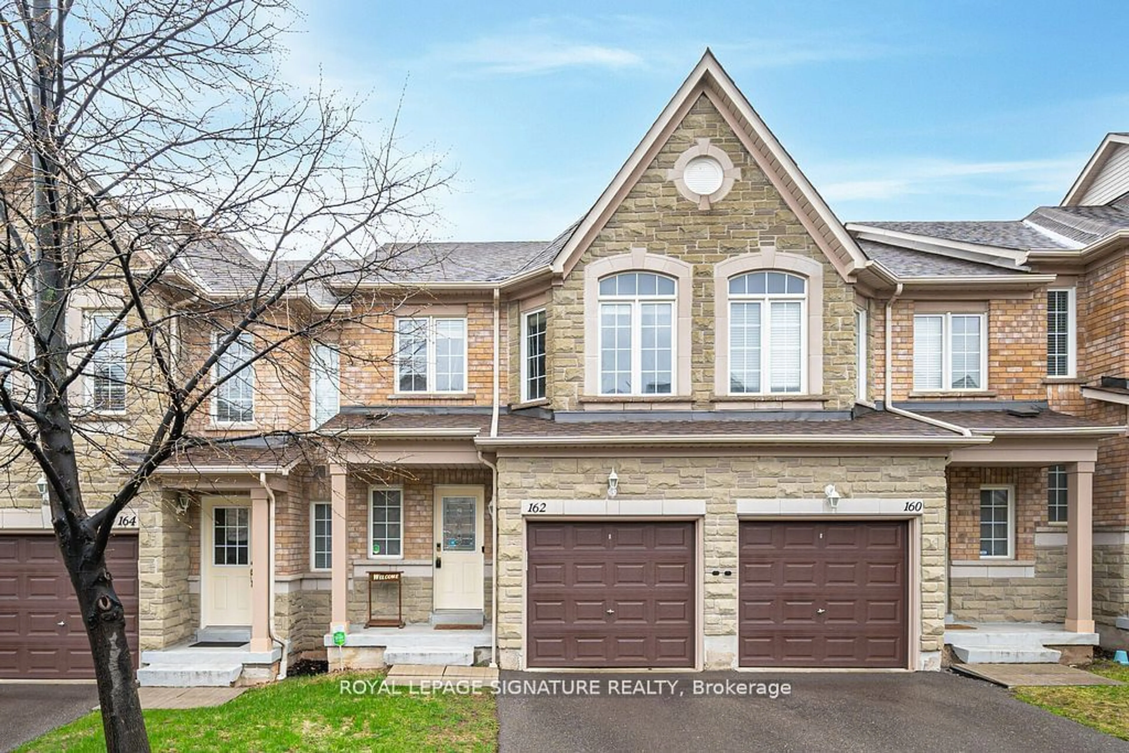 Frontside or backside of a home for 5260 McFarren Blvd #162, Mississauga Ontario L5M 7J1