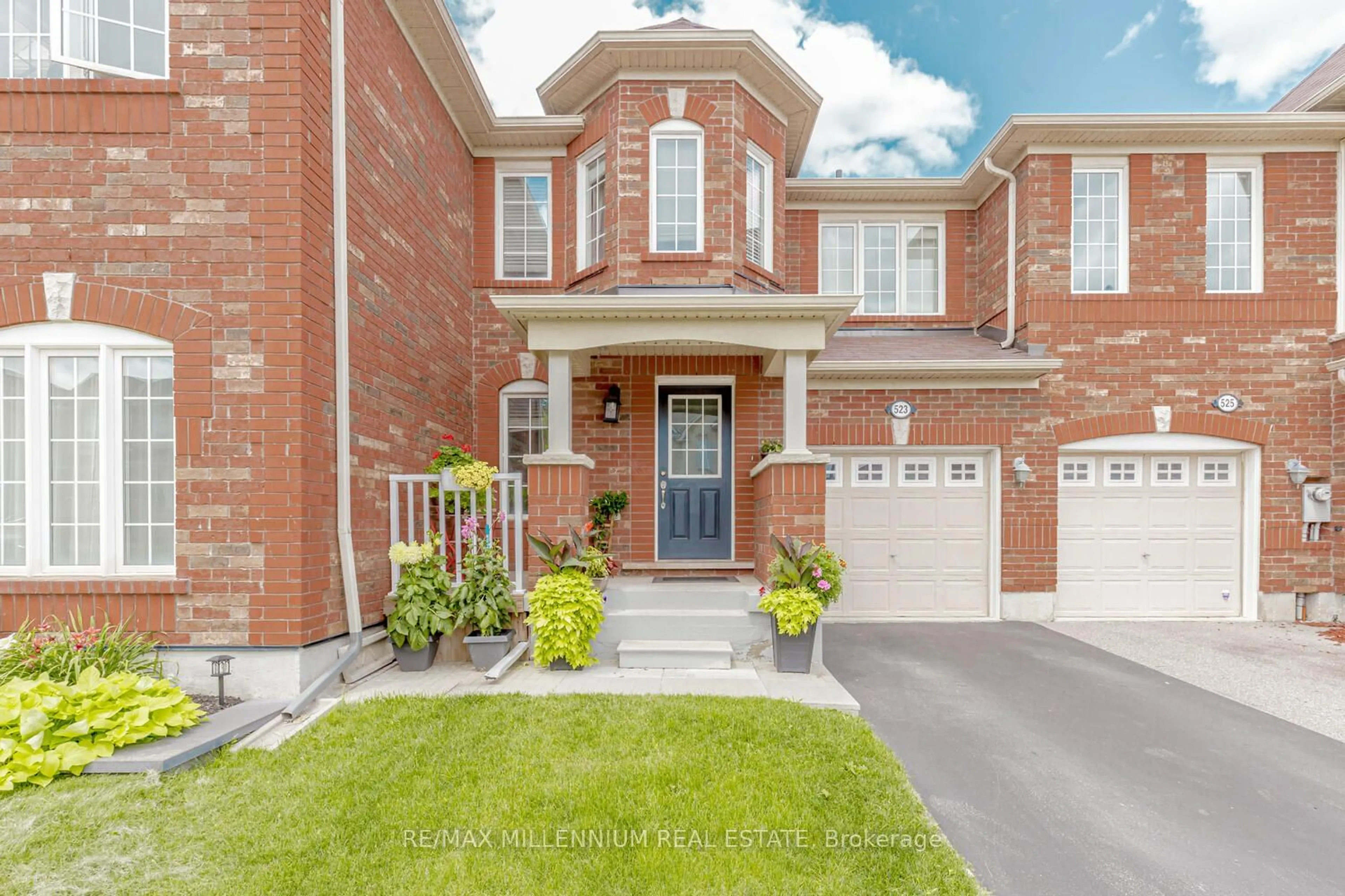 Home with brick exterior material for 523 Mcferran Cres, Milton Ontario L9T 8J6