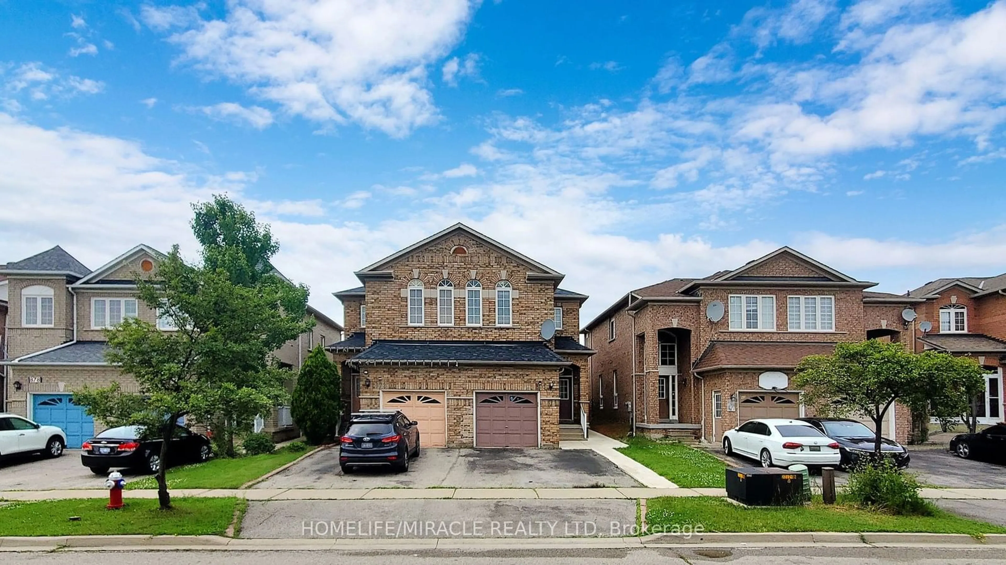 Frontside or backside of a home for 870 Khan Cres, Mississauga Ontario L5V 2R4