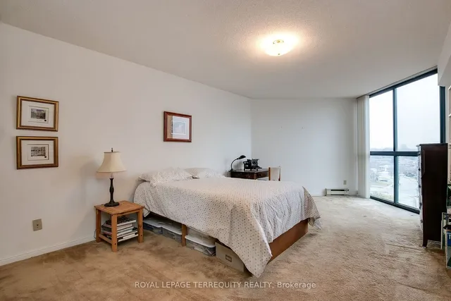 Additional property image - 40 Richview Rd Unit 802