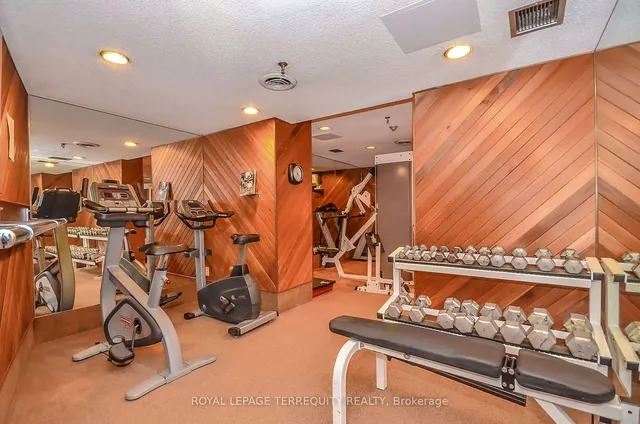Additional property image - 40 Richview Rd Unit 802