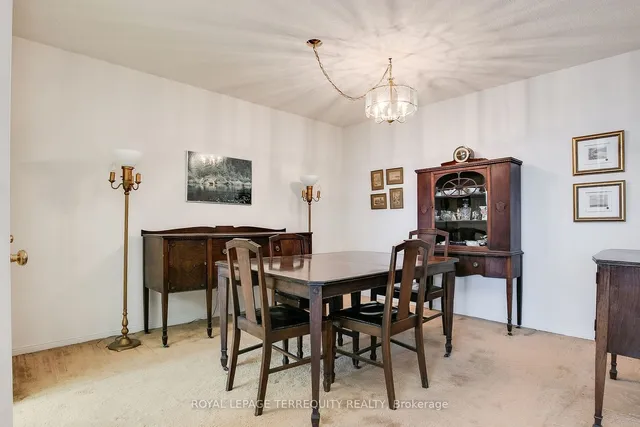 Additional property image - 40 Richview Rd Unit 802