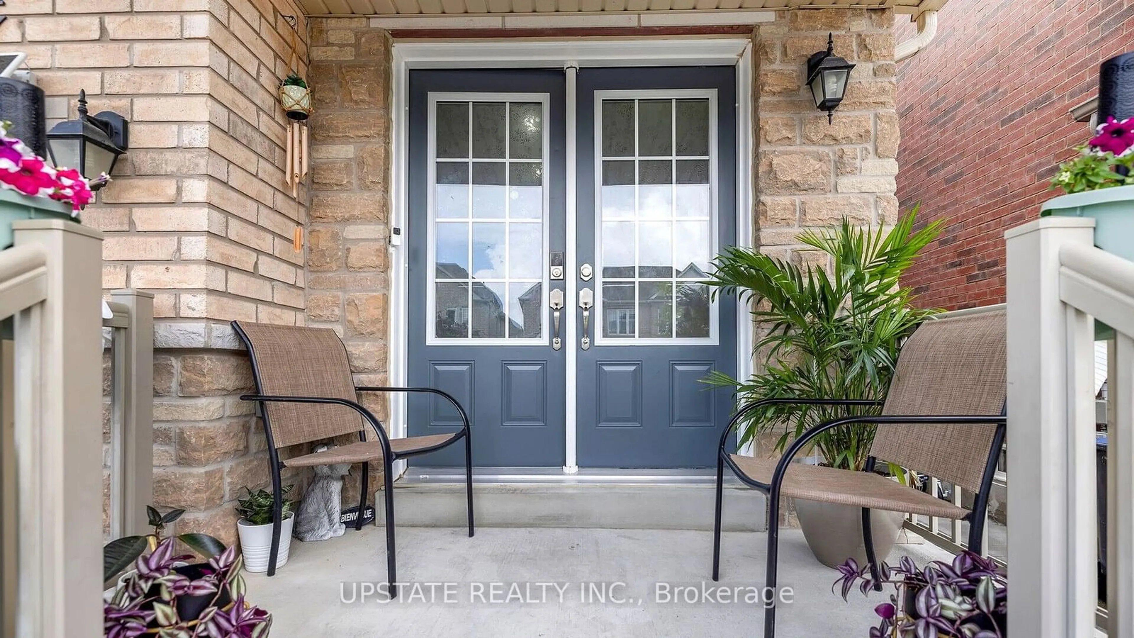 Indoor entryway for 20 Banbridge Cres, Brampton Ontario L6X 5L9