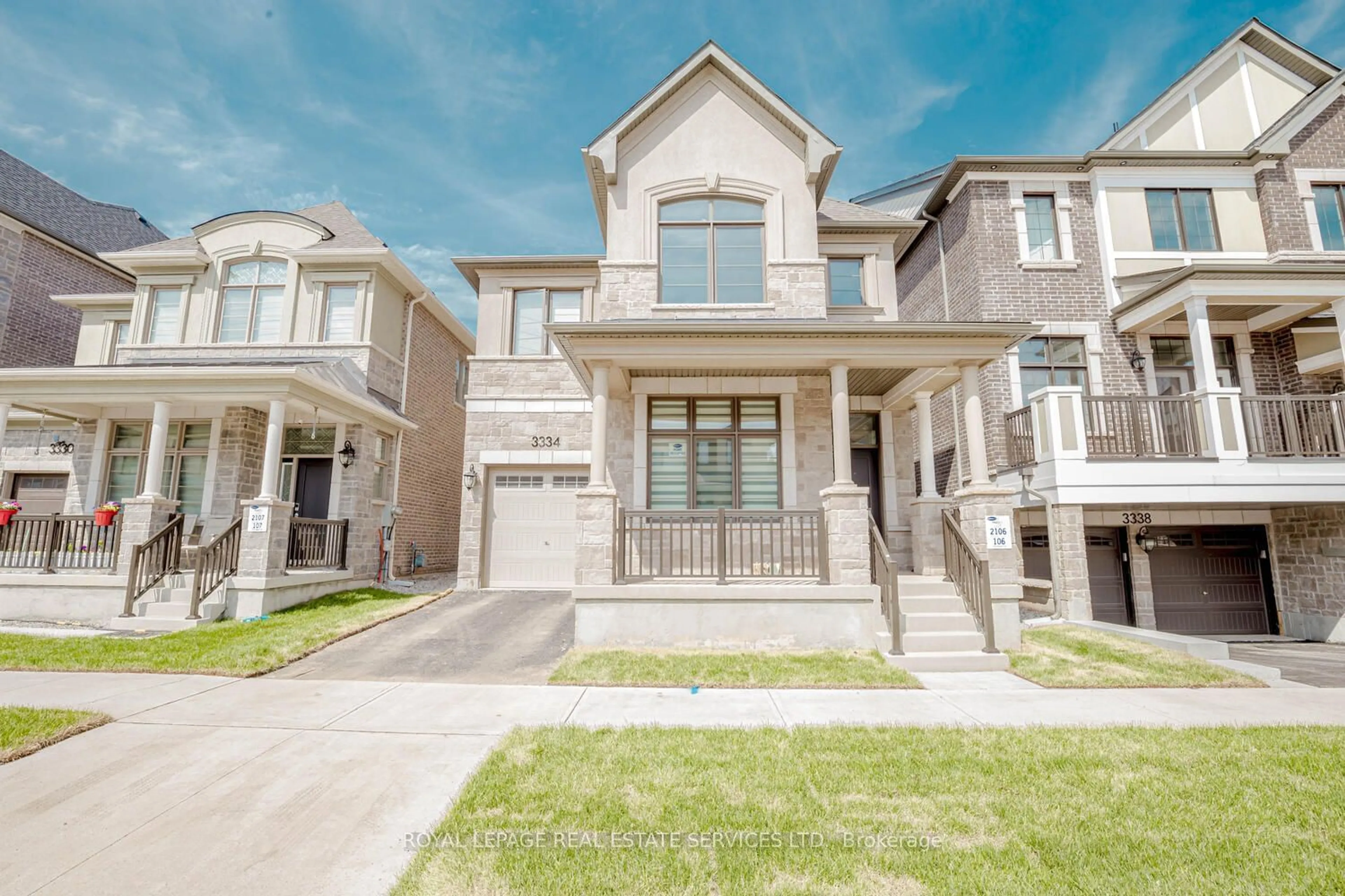 Frontside or backside of a home for 3334 Harasym Tr, Oakville Ontario L6M 5N6