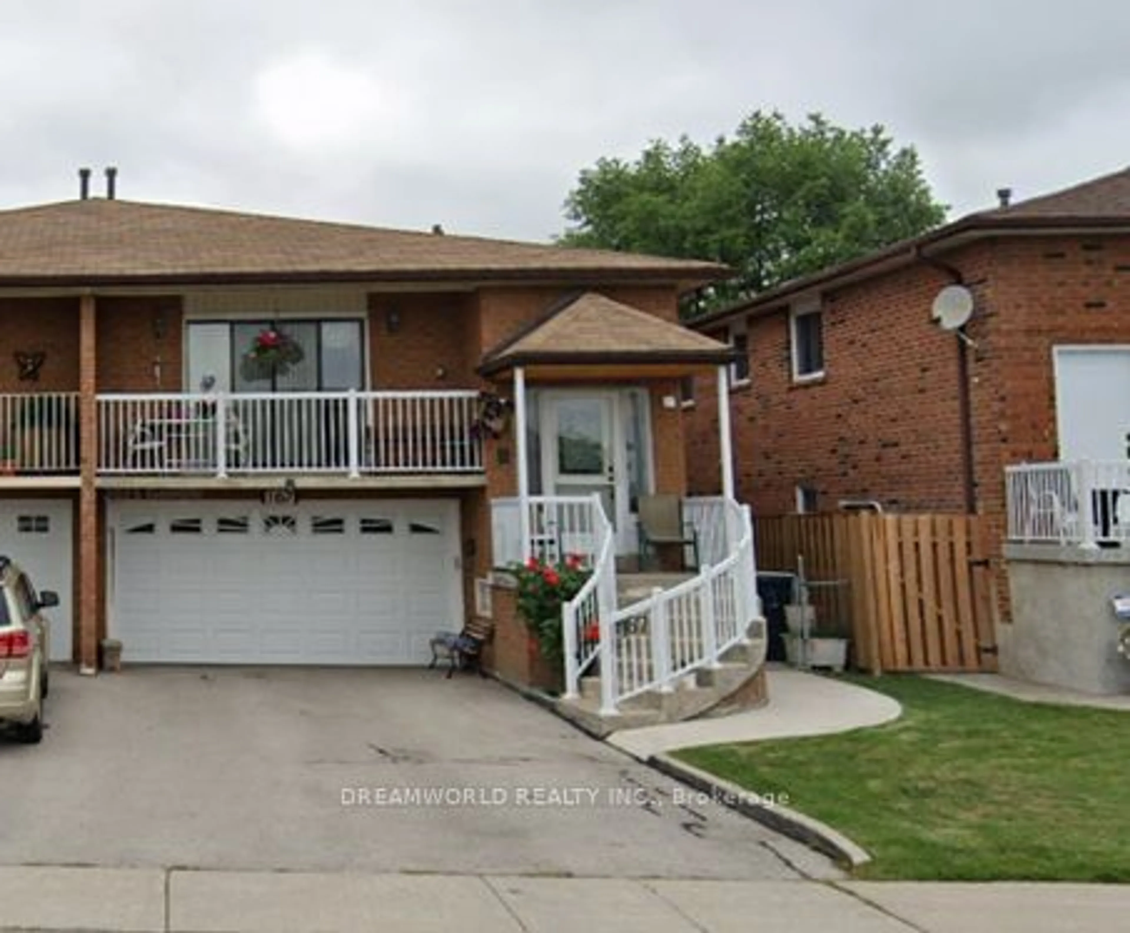 Frontside or backside of a home for 167 Arleta Ave, Toronto Ontario M3L 2M3