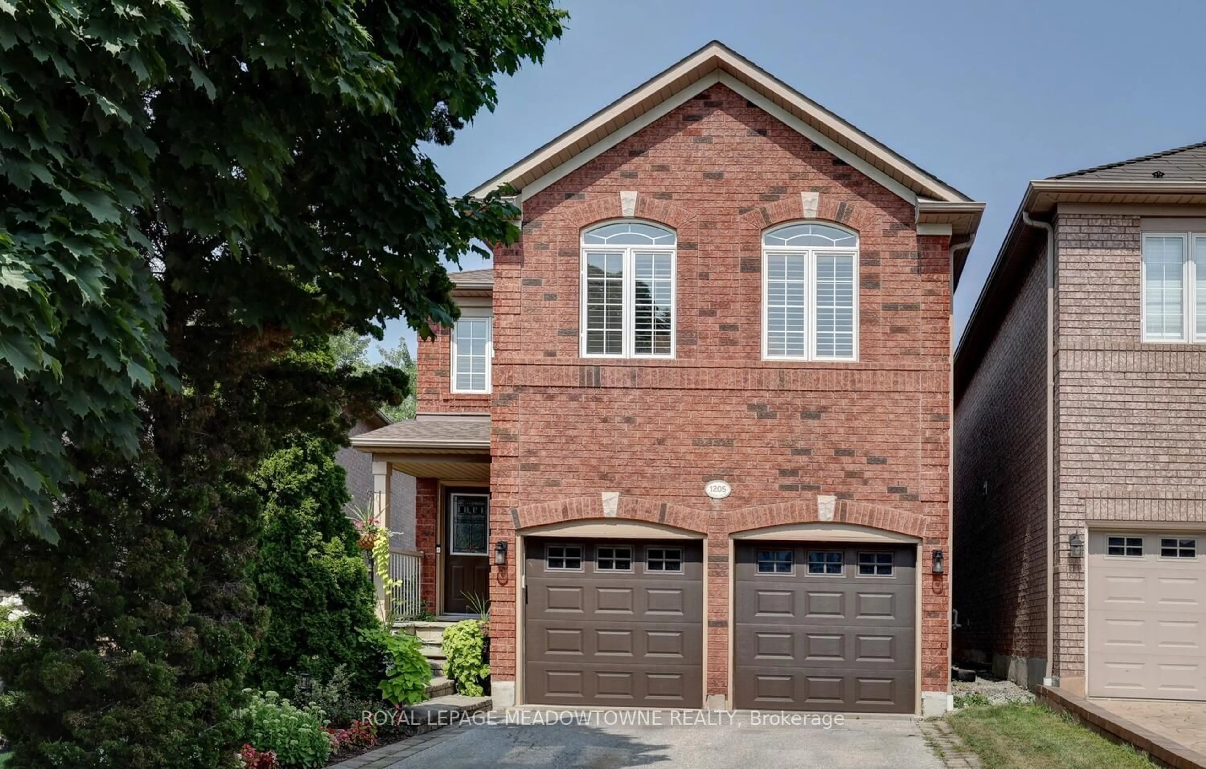 Home with brick exterior material for 1205 Barnswallow Crt, Mississauga Ontario L5V 2J6