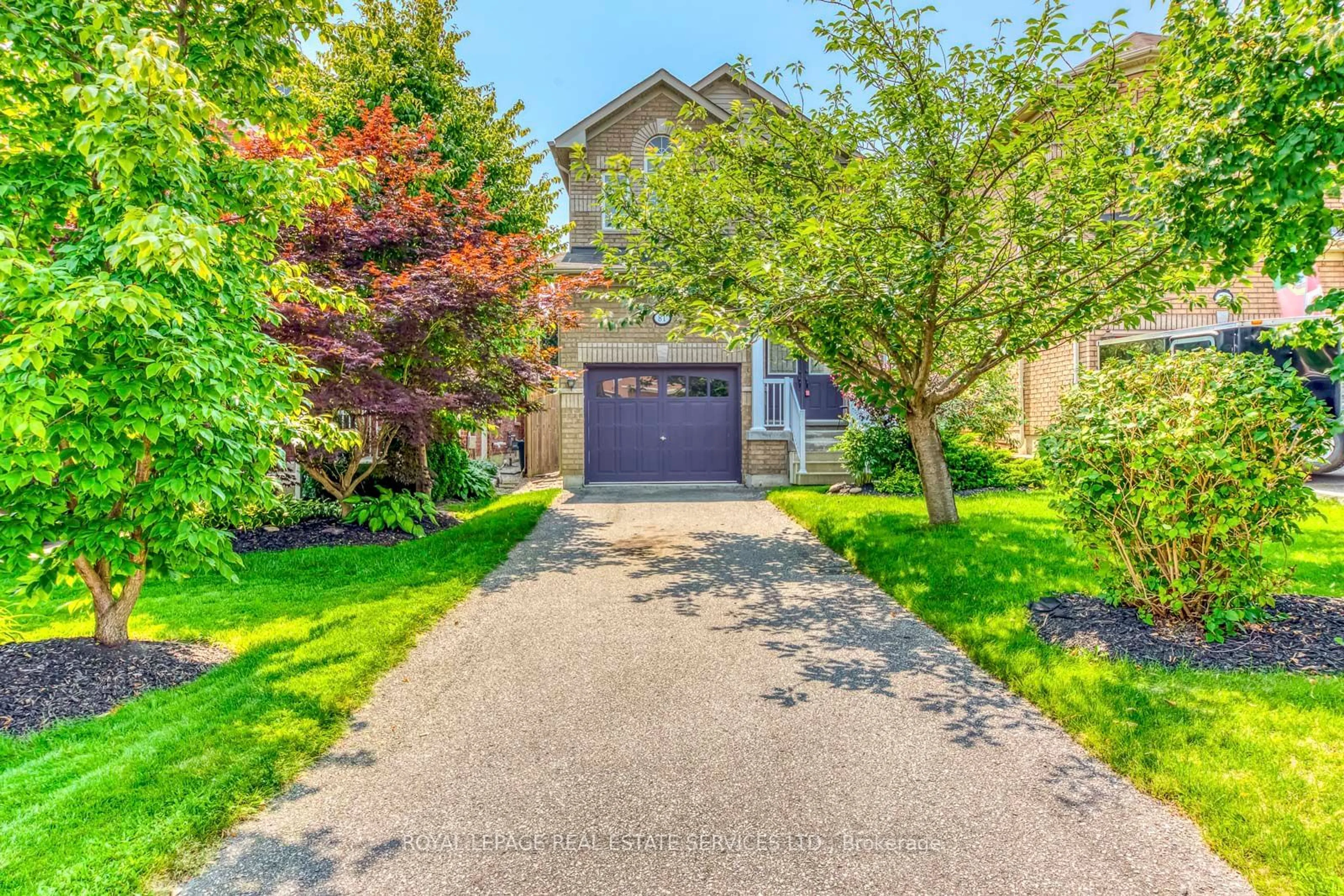 Frontside or backside of a home for 81 Meadowlark Dr, Halton Hills Ontario L7G 6N2