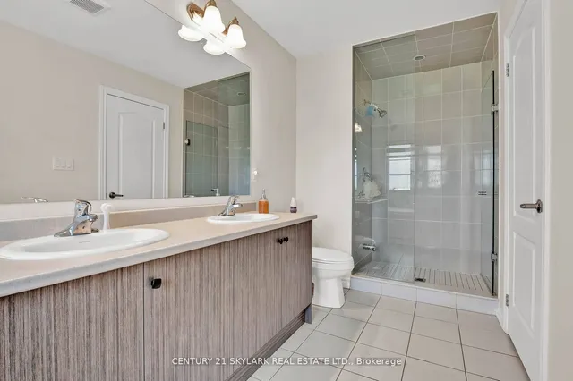 Additional property image - 15 Bretlon St