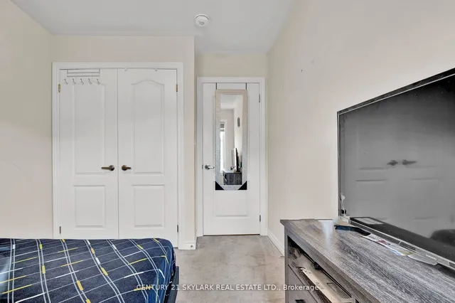 Additional property image - 15 Bretlon St