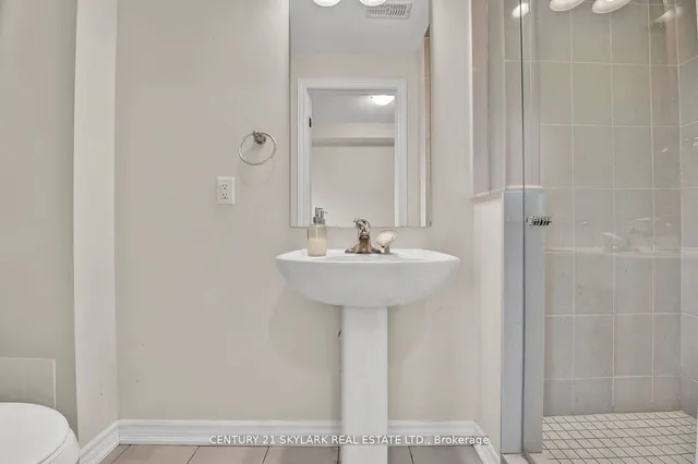 Additional property image - 15 Bretlon St