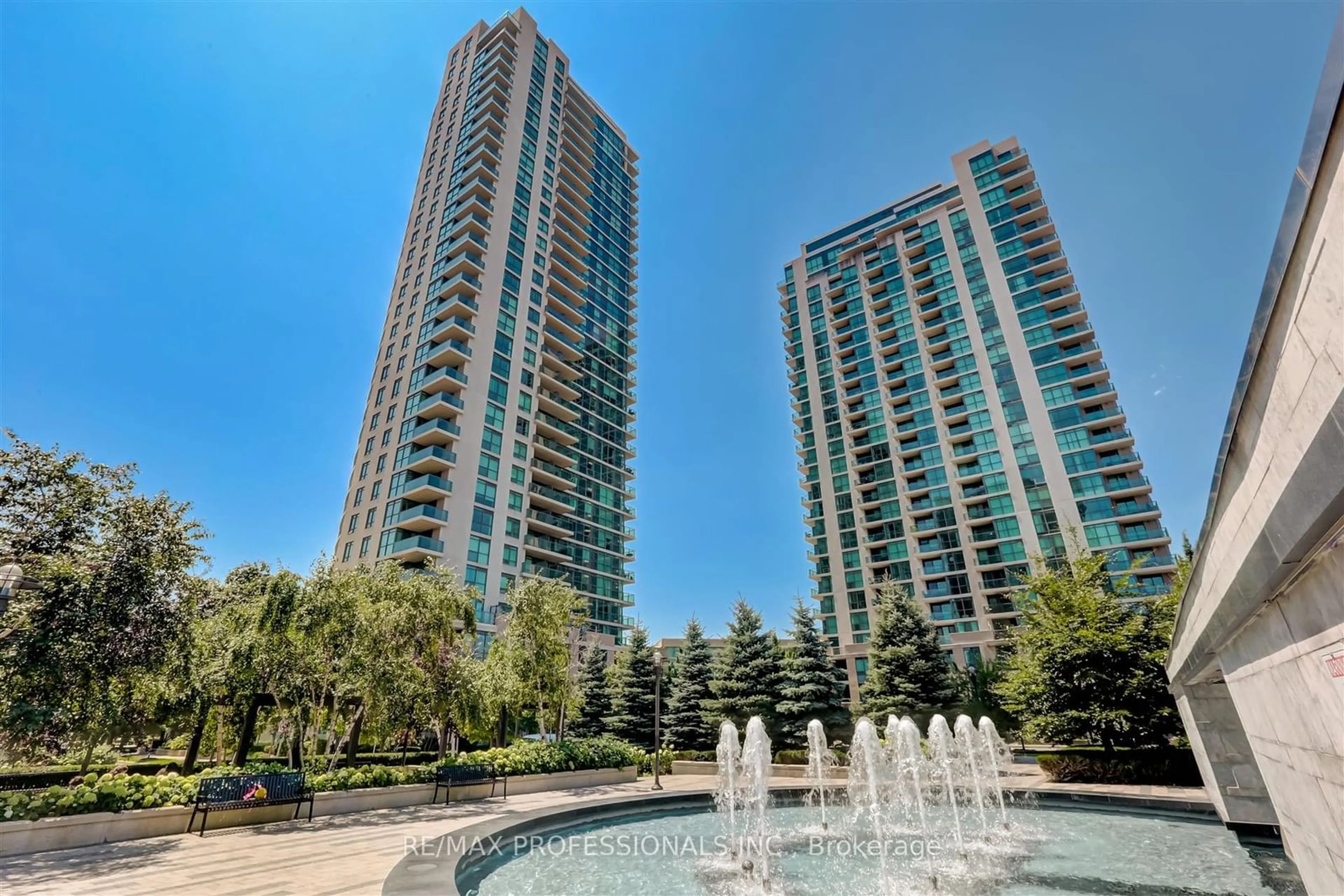 A pic from exterior of the house or condo for 225 Sherway Gardens Rd #304, Toronto Ontario M9C 0A3