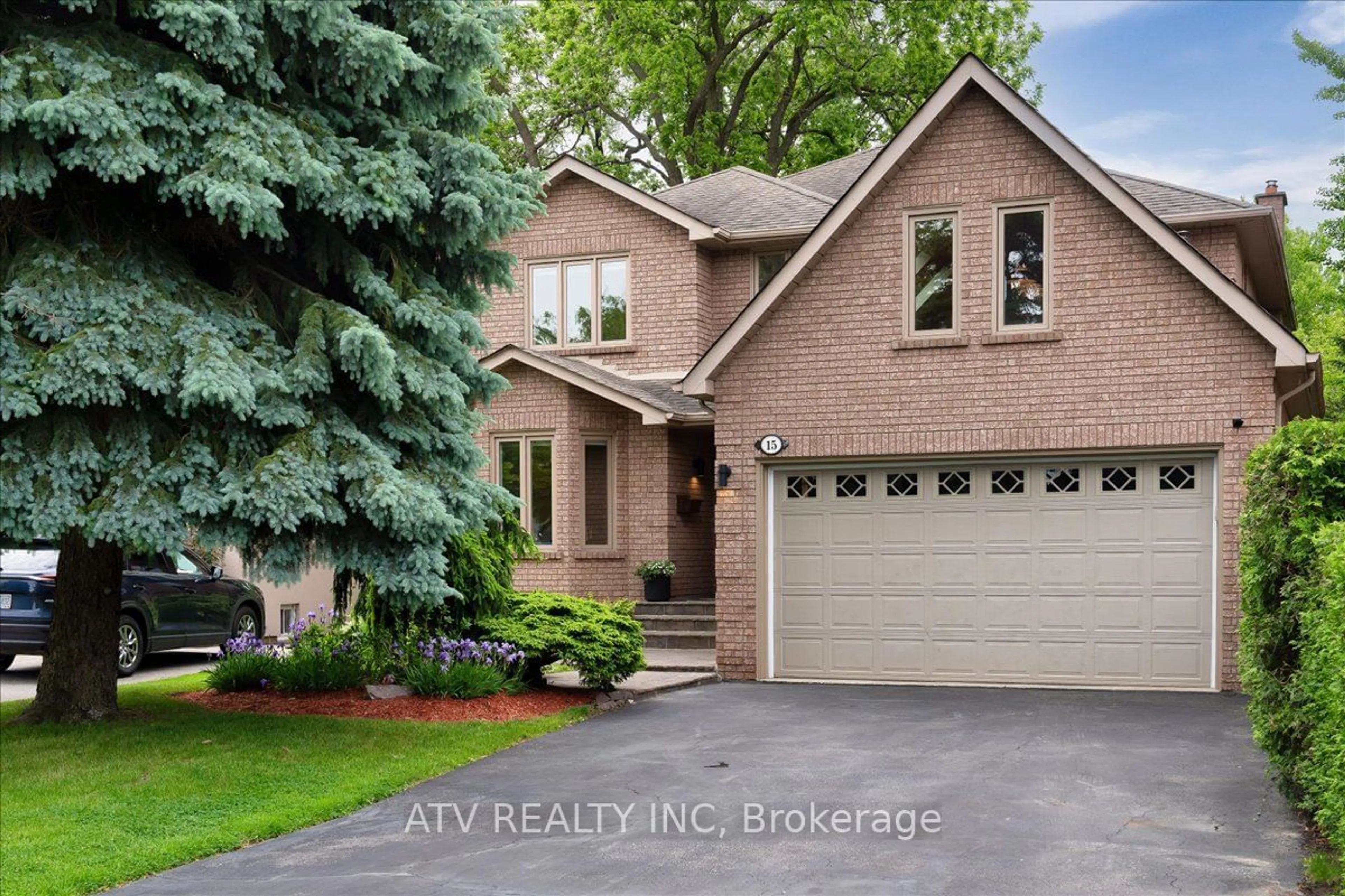 Home with brick exterior material for 15 Eastglen Cres, Toronto Ontario M9B 4P6