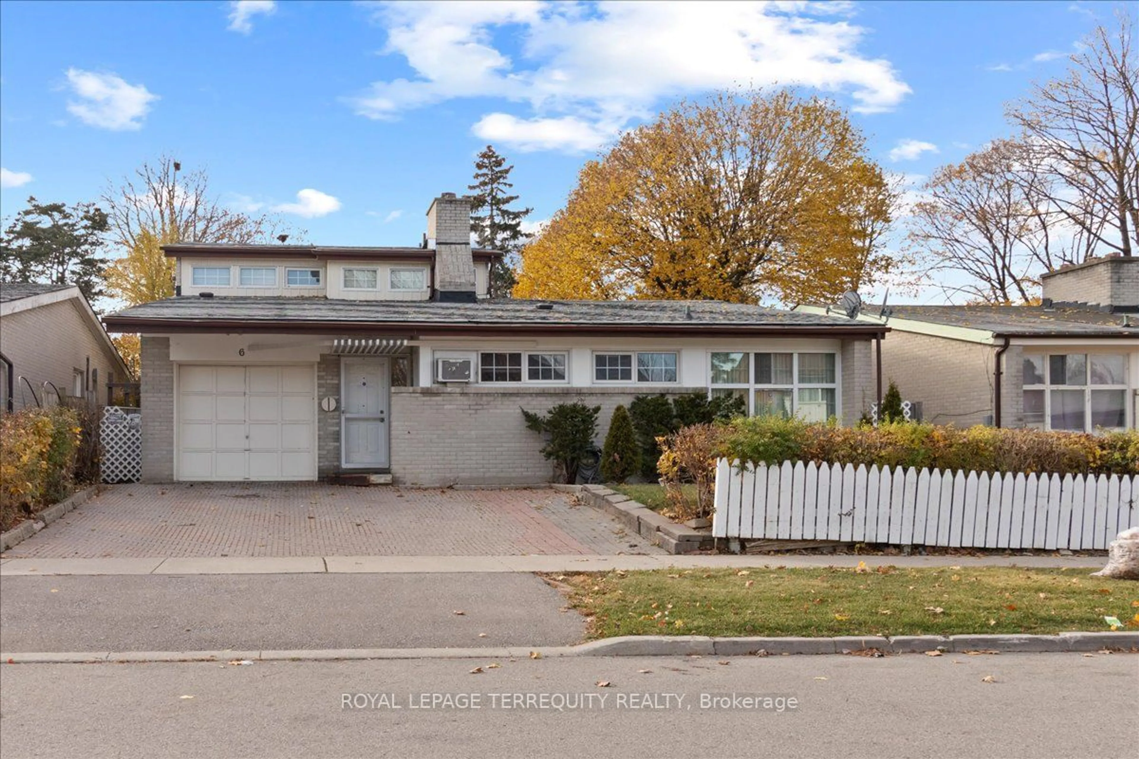 Frontside or backside of a home for 6 Masseygrove Cres, Toronto Ontario M9V 3C9