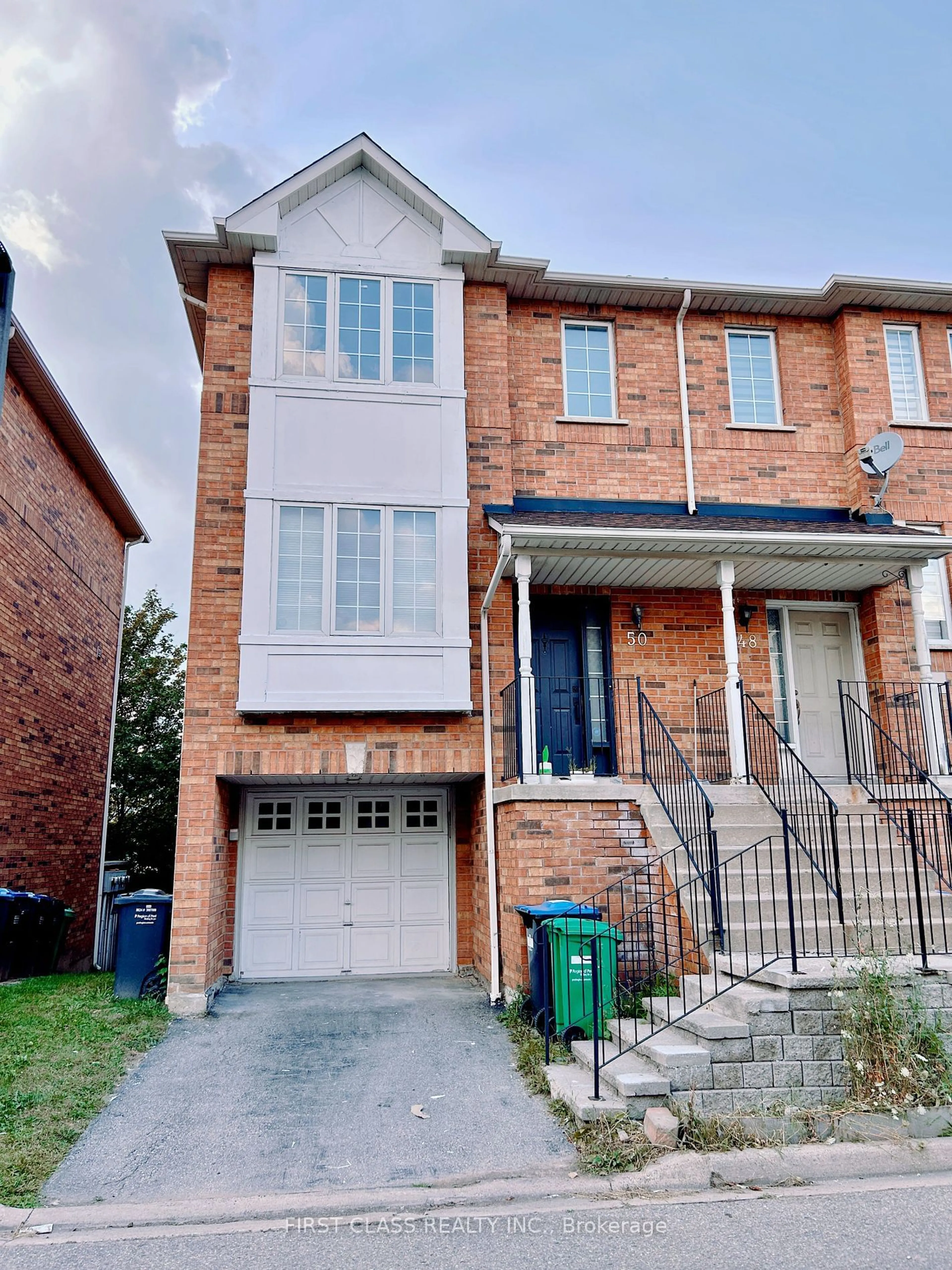 A pic from exterior of the house or condo, the street view for 80 Acorn Pl #50, Mississauga Ontario L4Z 4E1