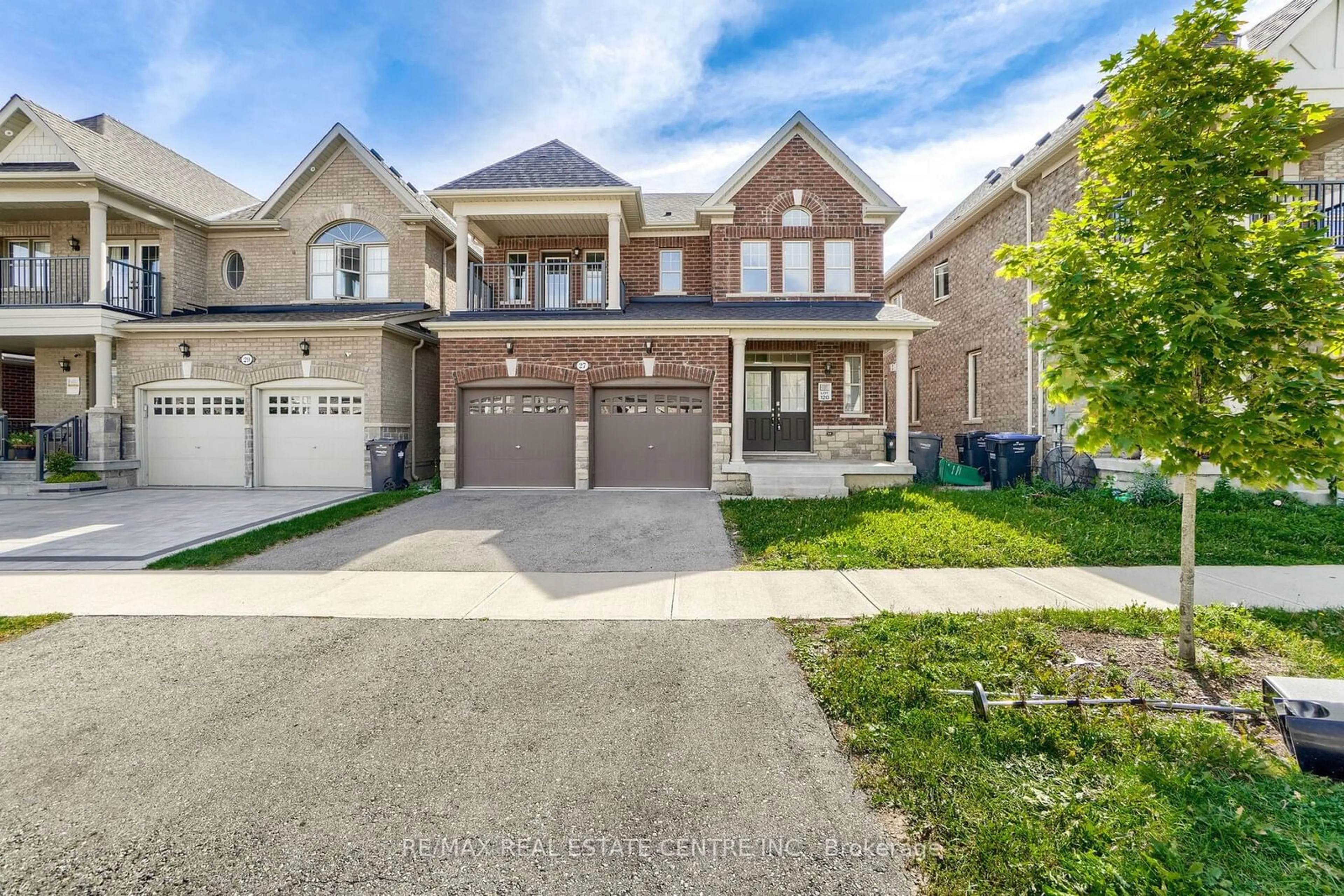 Frontside or backside of a home for 27 Fulmer Rd, Brampton Ontario L7A 4L9