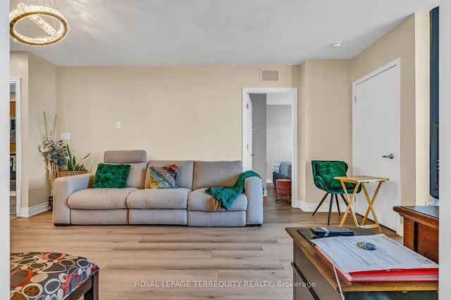 Additional property image - 2464 Weston Rd Unit 1014