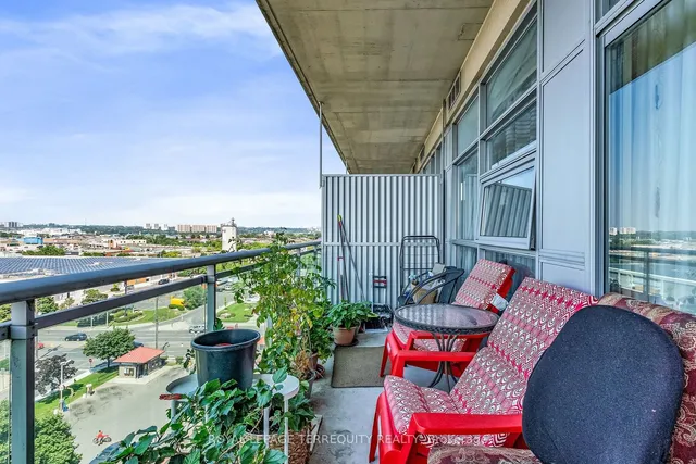Additional property image - 2464 Weston Rd Unit 1014