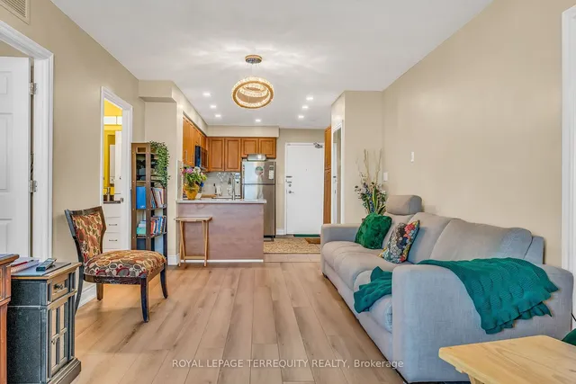 Additional property image - 2464 Weston Rd Unit 1014
