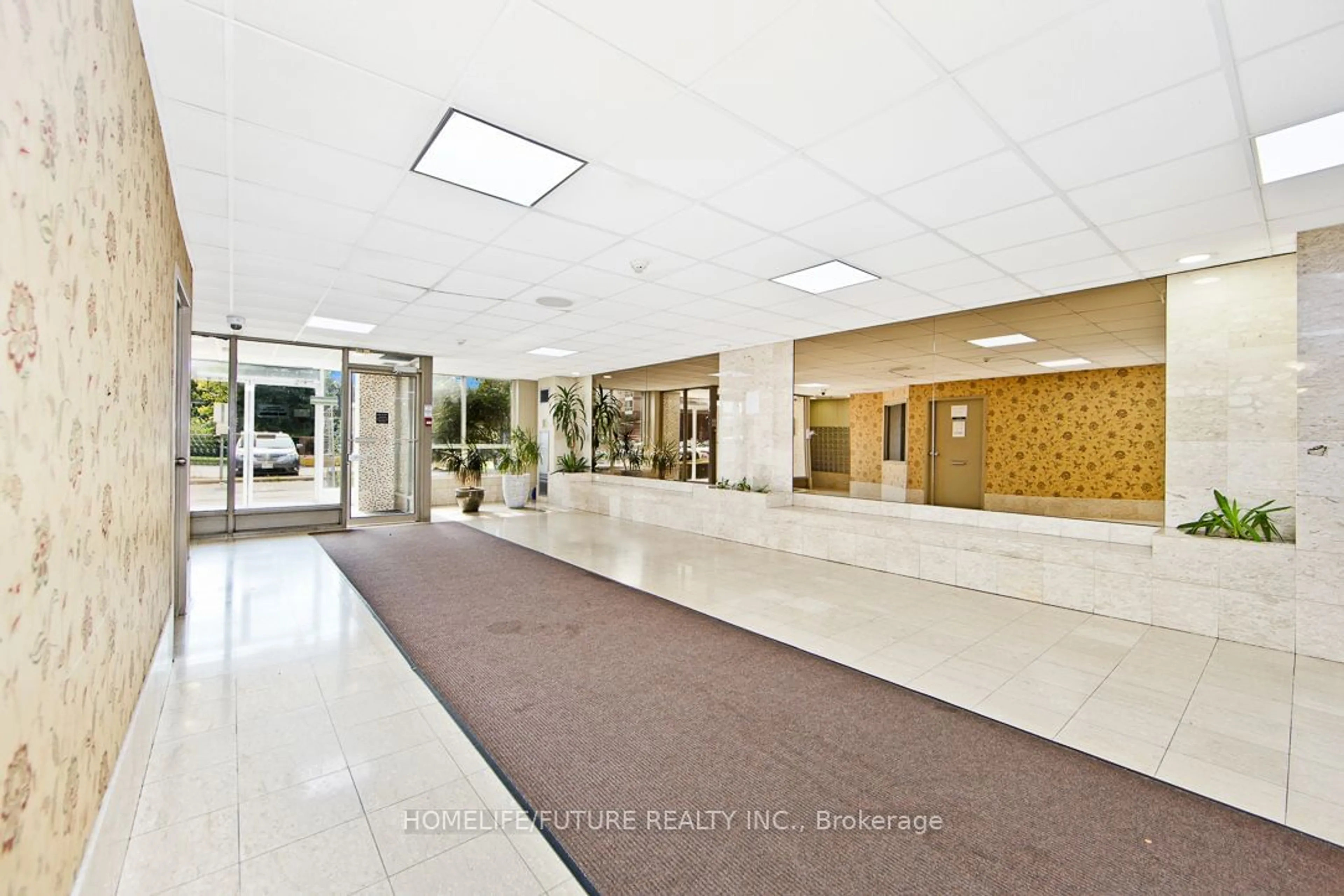 Indoor lobby for 2470 Eglinton Ave #1508, Toronto Ontario M6M 5E7