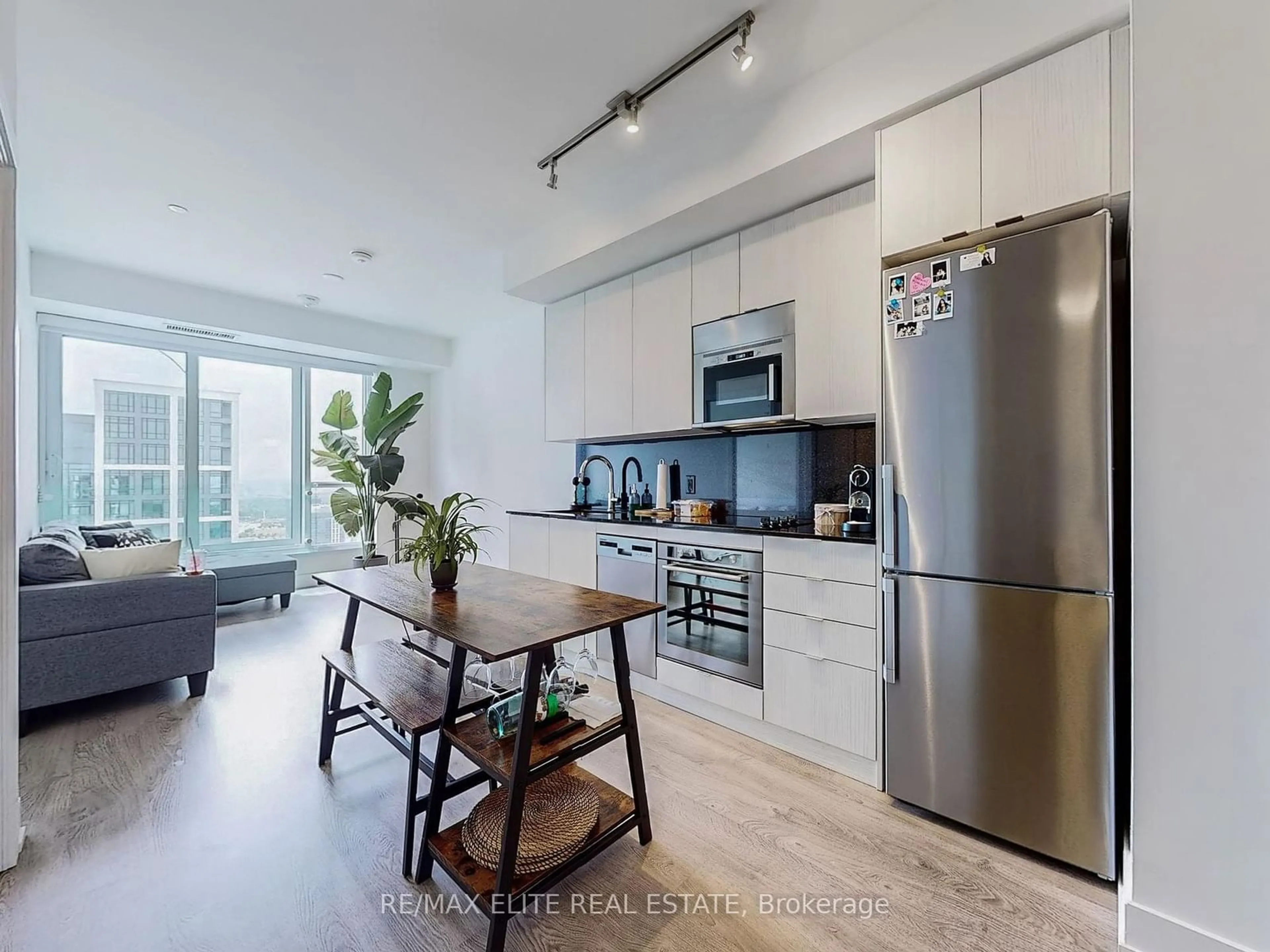 Contemporary kitchen for 5 Mabelle Ave #3532, Toronto Ontario M9A 0C8